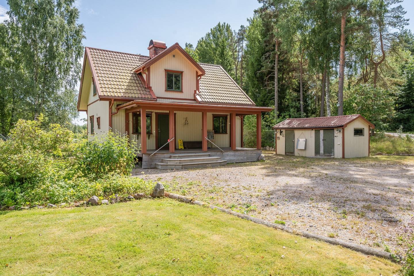 5 rum villa på Botilsäters-Byn Skogaryd Värmlandsnäs, Säffle kommun - bild 1