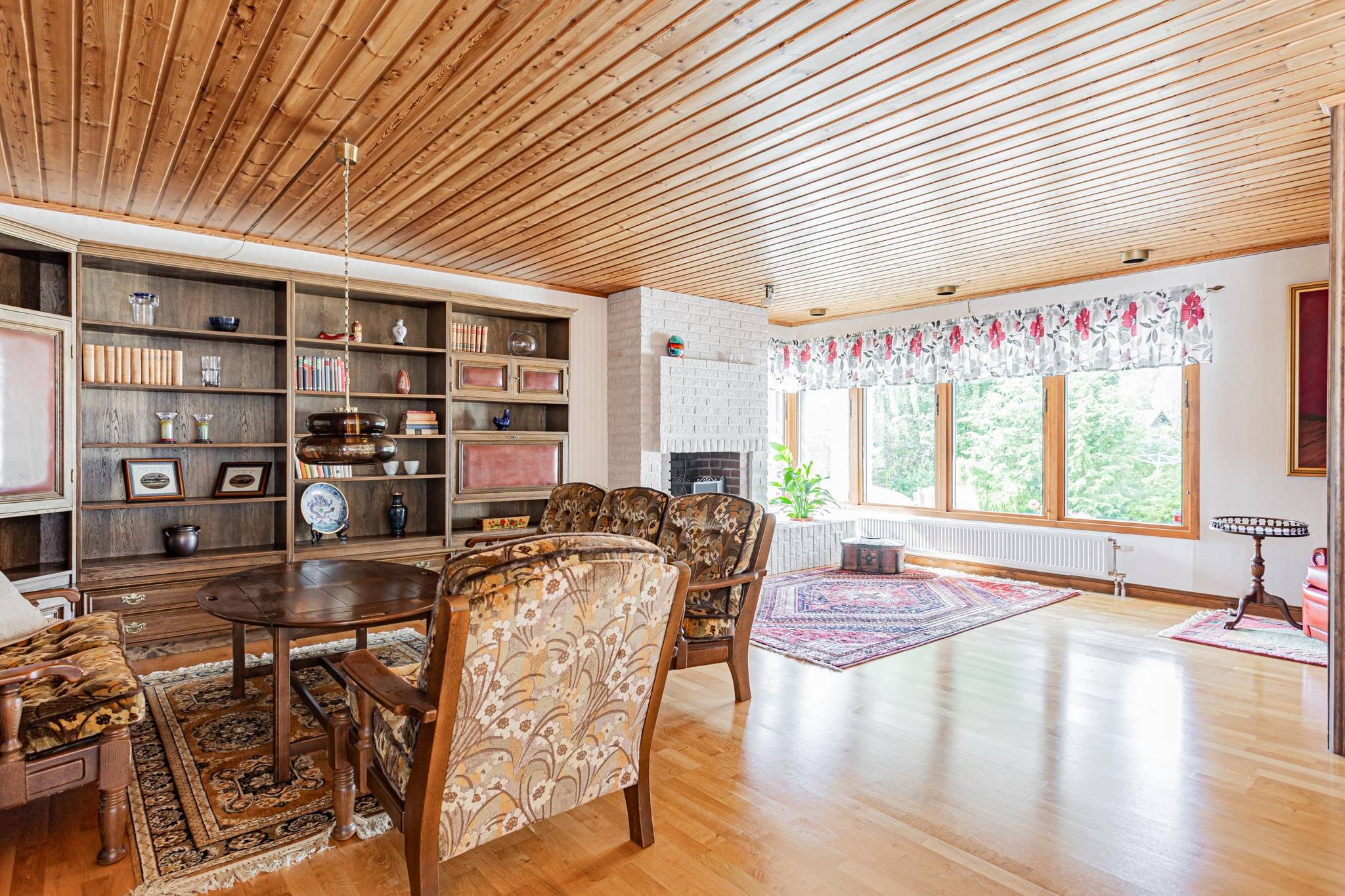 7 rum villa på Rundhällsvägen 10 Hökåsen, Västerås kommun - bild 4