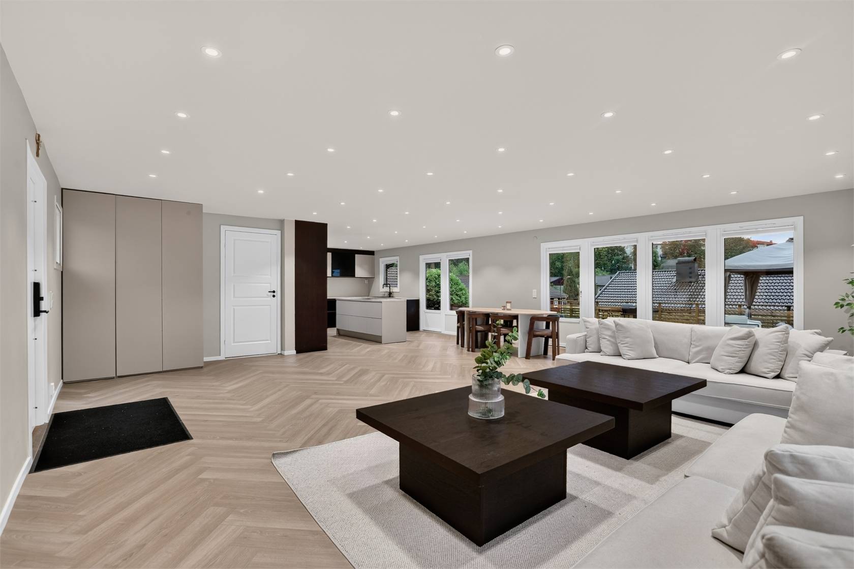 93 m² Villa på Ramsättravägen 5 Brunnsäng Södertälje kommun - bild 1
