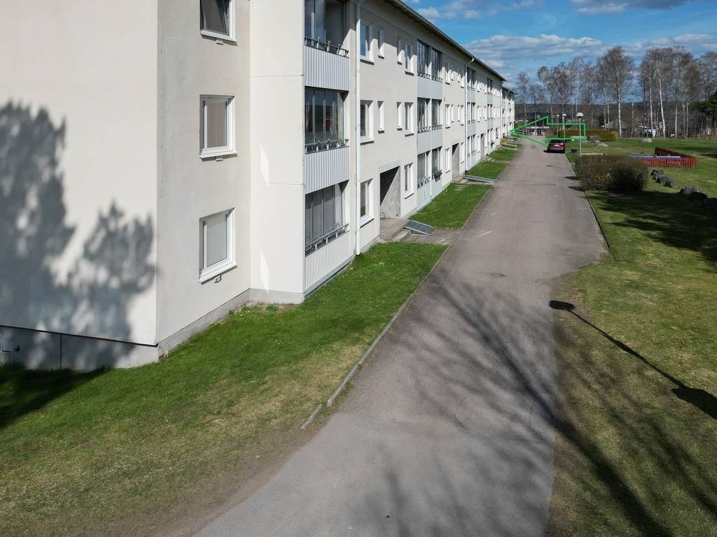 3 rum Lägenhet på Djurgårdsvägen 55 F Djurgården Kristinehamns kommun - bild 3