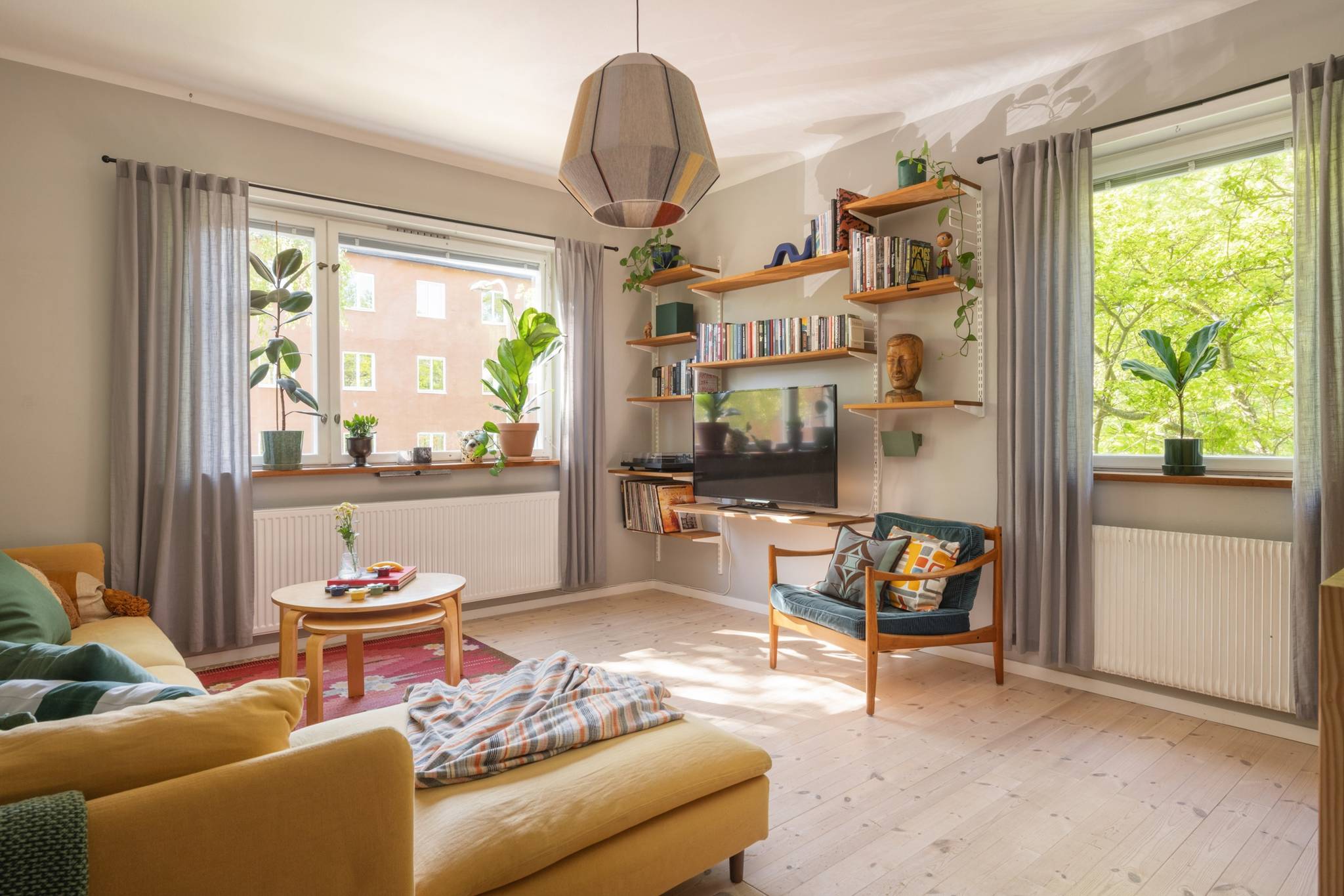 3 rum lägenhet på Cedergrensvägen 24 Midsommarkransen/Telefonplan, Stockholms kommun - bild 1