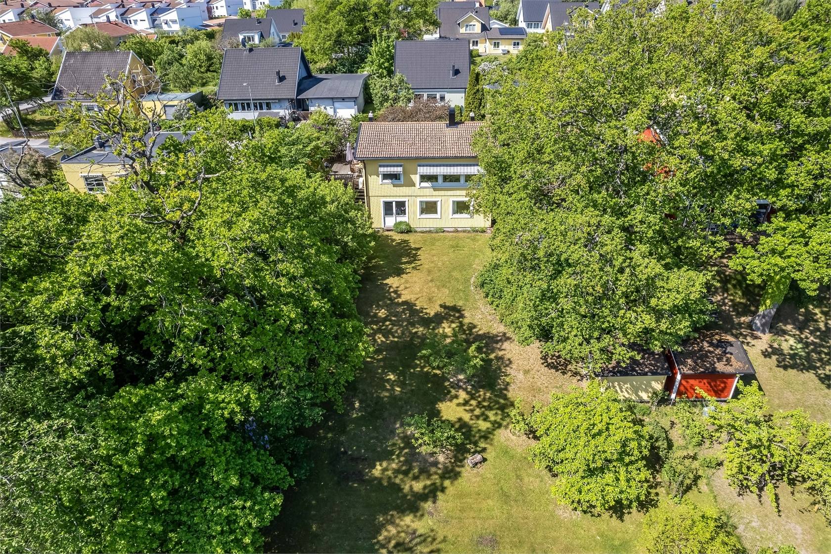 5 rum Villa på HEMMANSVÄGEN 10 Viksjö Järfälla kommun - bild 8