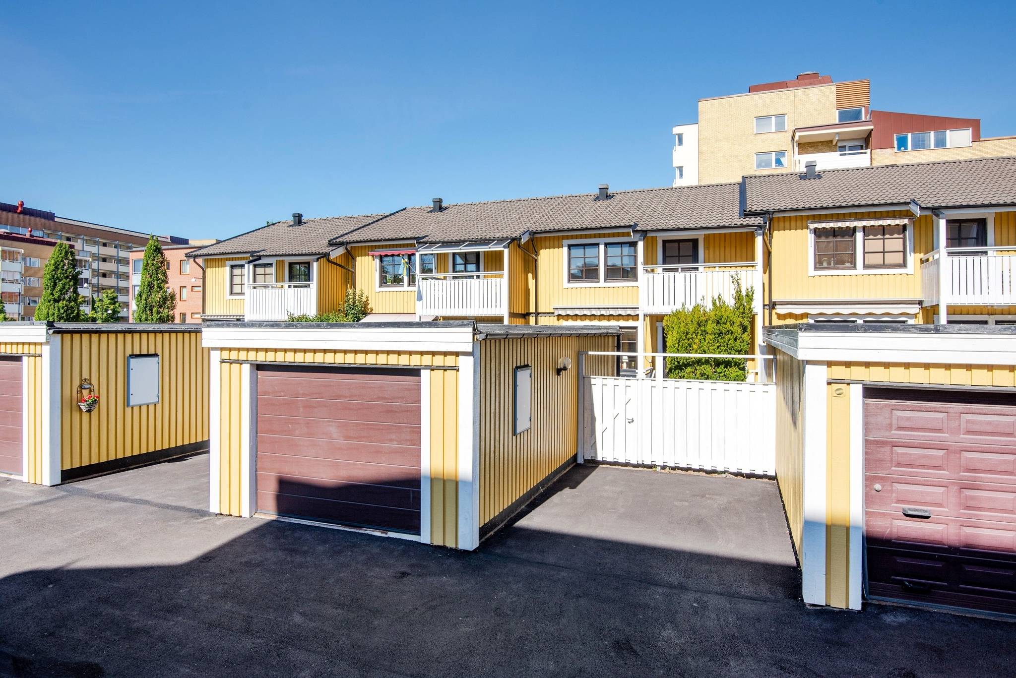5 rum Radhus på Skolgatan 5C Centralt Motala kommun - bild 3
