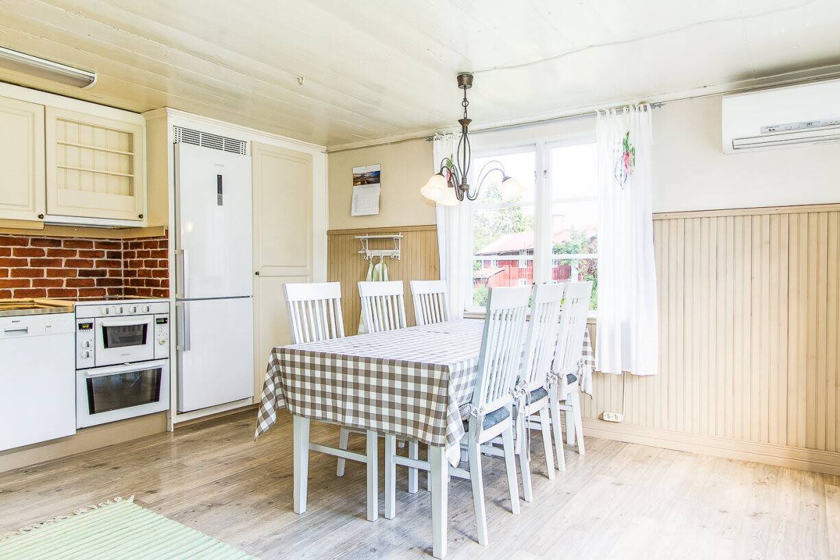 4 rum Villa på Åsmansbovägen 33 SMEDJEBACKEN - Åsmansbo Smedjebackens kommun - bild 6