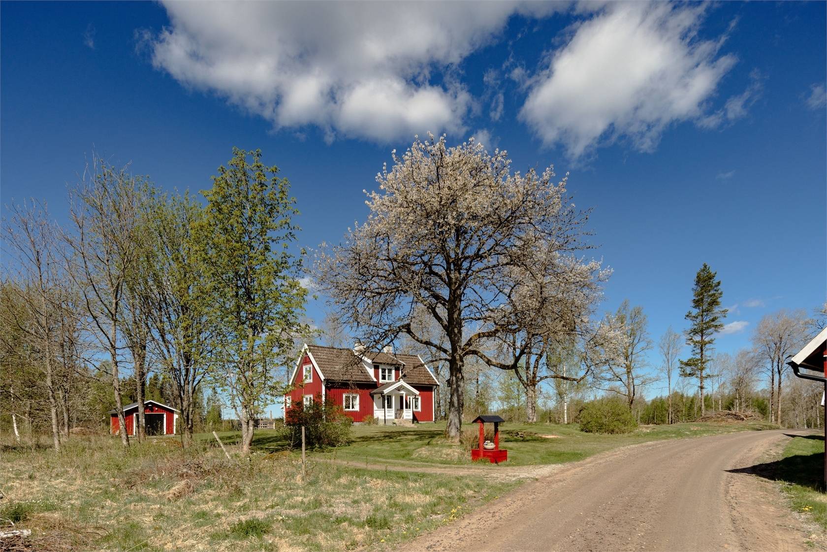 5,5 rum gård utan jordbruk på Hult 1 Gällaryd, Värnamo kommun - bild 4