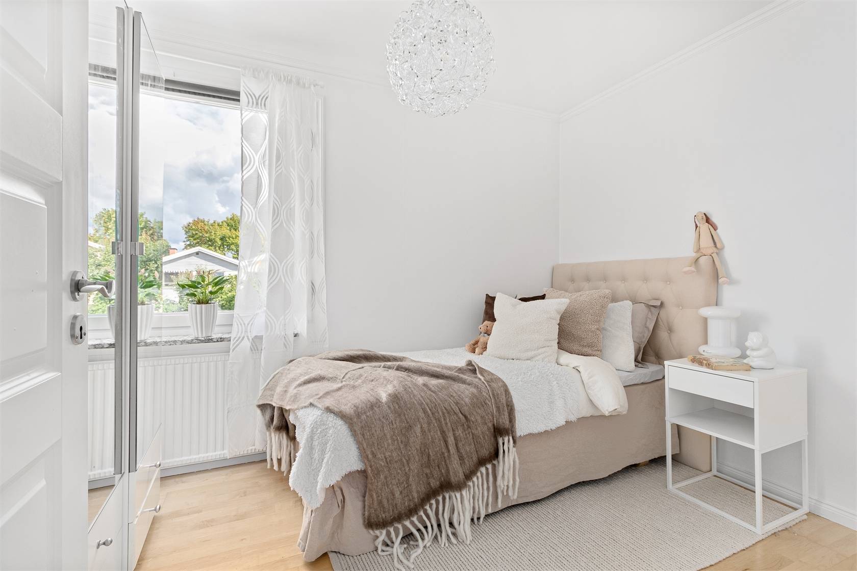 6 rum Radhus på Ängsullsvägen 41 Vällingby - Kälvesta Stockholms kommun - bild 20