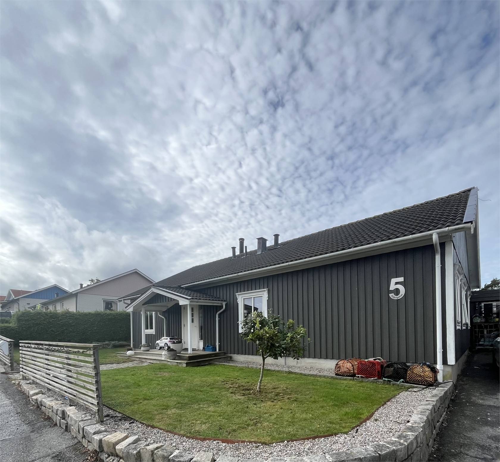5 rum Villa på Spjutgatan 5 Centralt Strömstads kommun - bild 2
