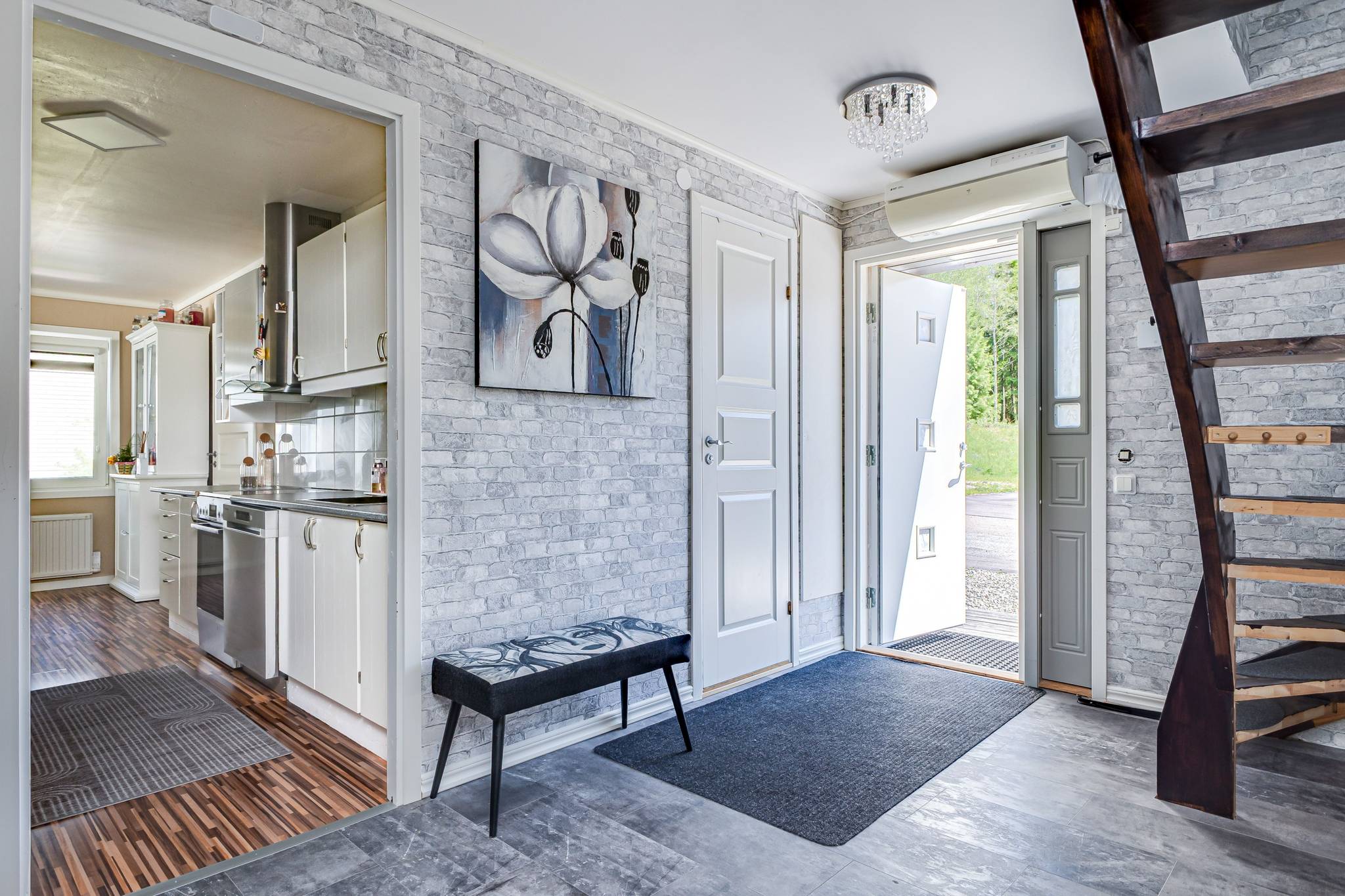 6 rum Villa på Fasanvägen 16 Kinnared Hylte kommun - bild 2