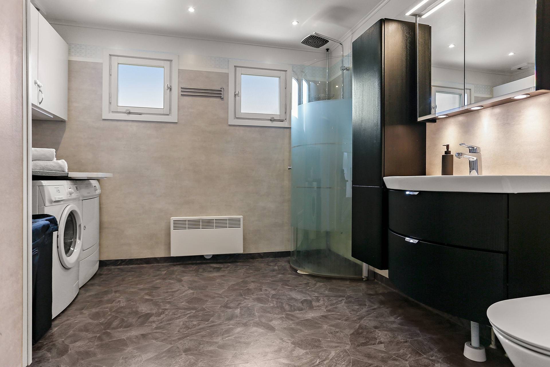 5 rum Villa på Parkgatan 32 Hälletorp Härnösands kommun - bild 11