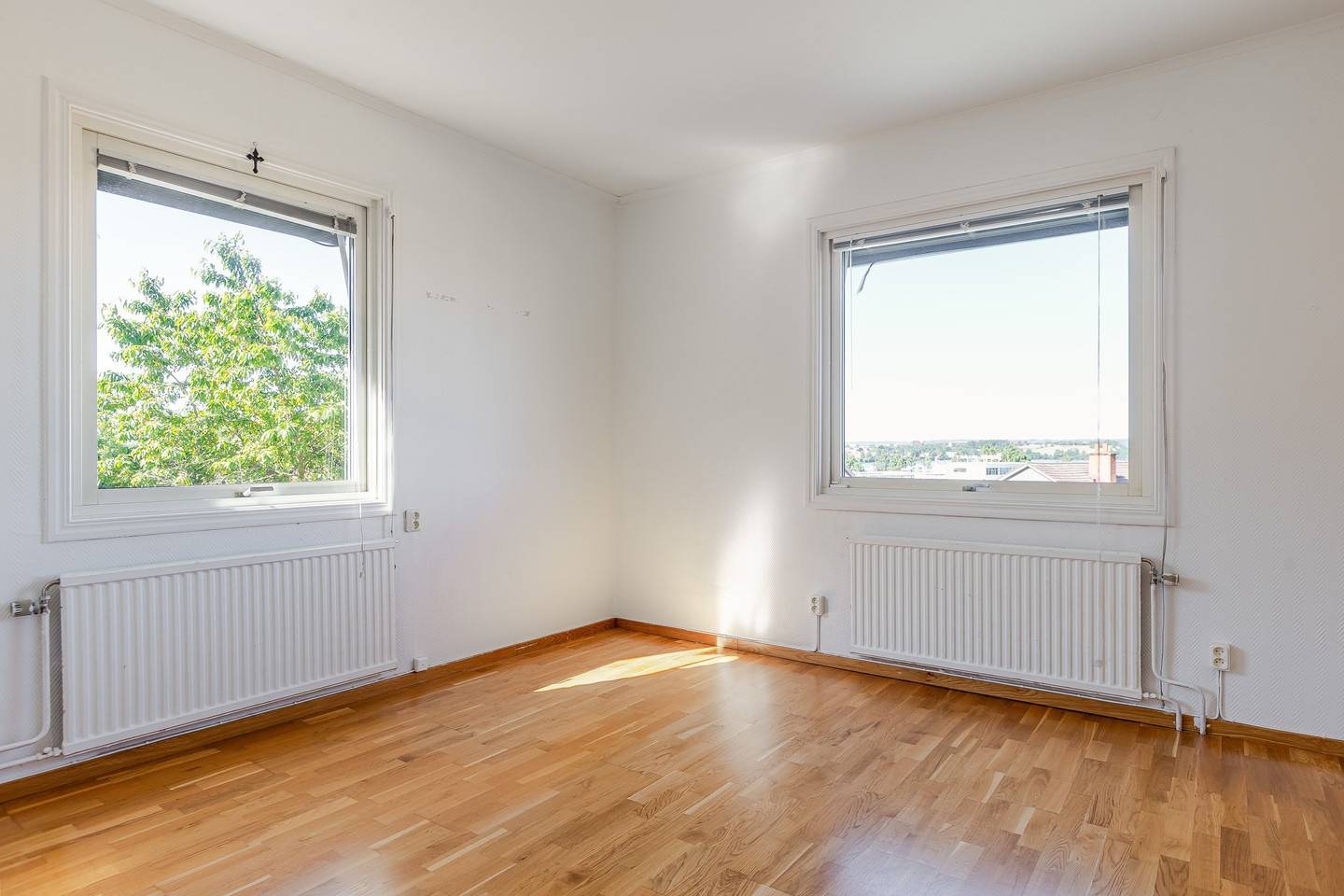 144 m² Villa på Långgatan 34A Huskvarna Norrängen Jönköpings kommun - bild 31