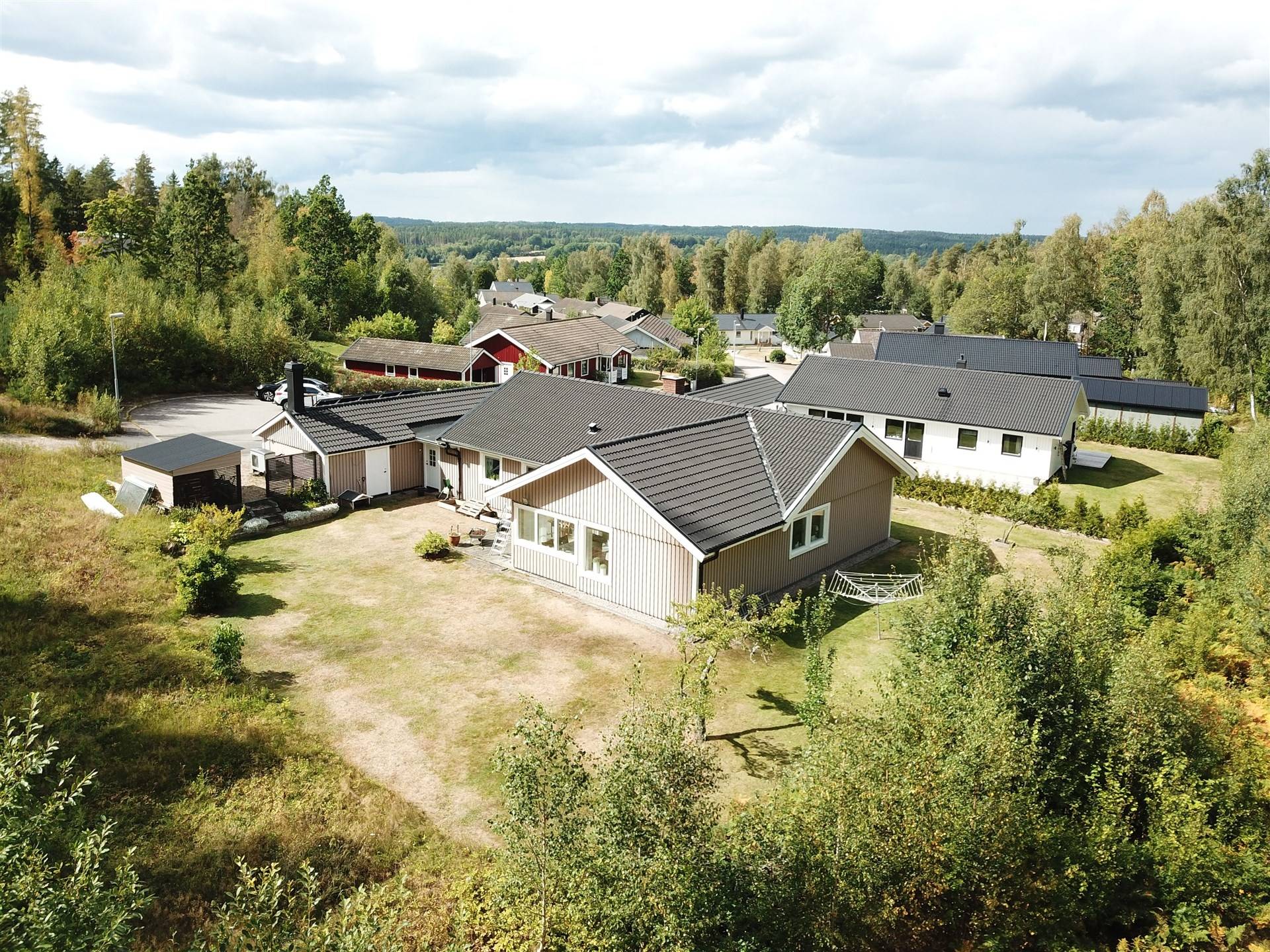 6 rum Villa på Bergtoppsvägen 29 Sjunnen Vetlanda kommun - bild 33