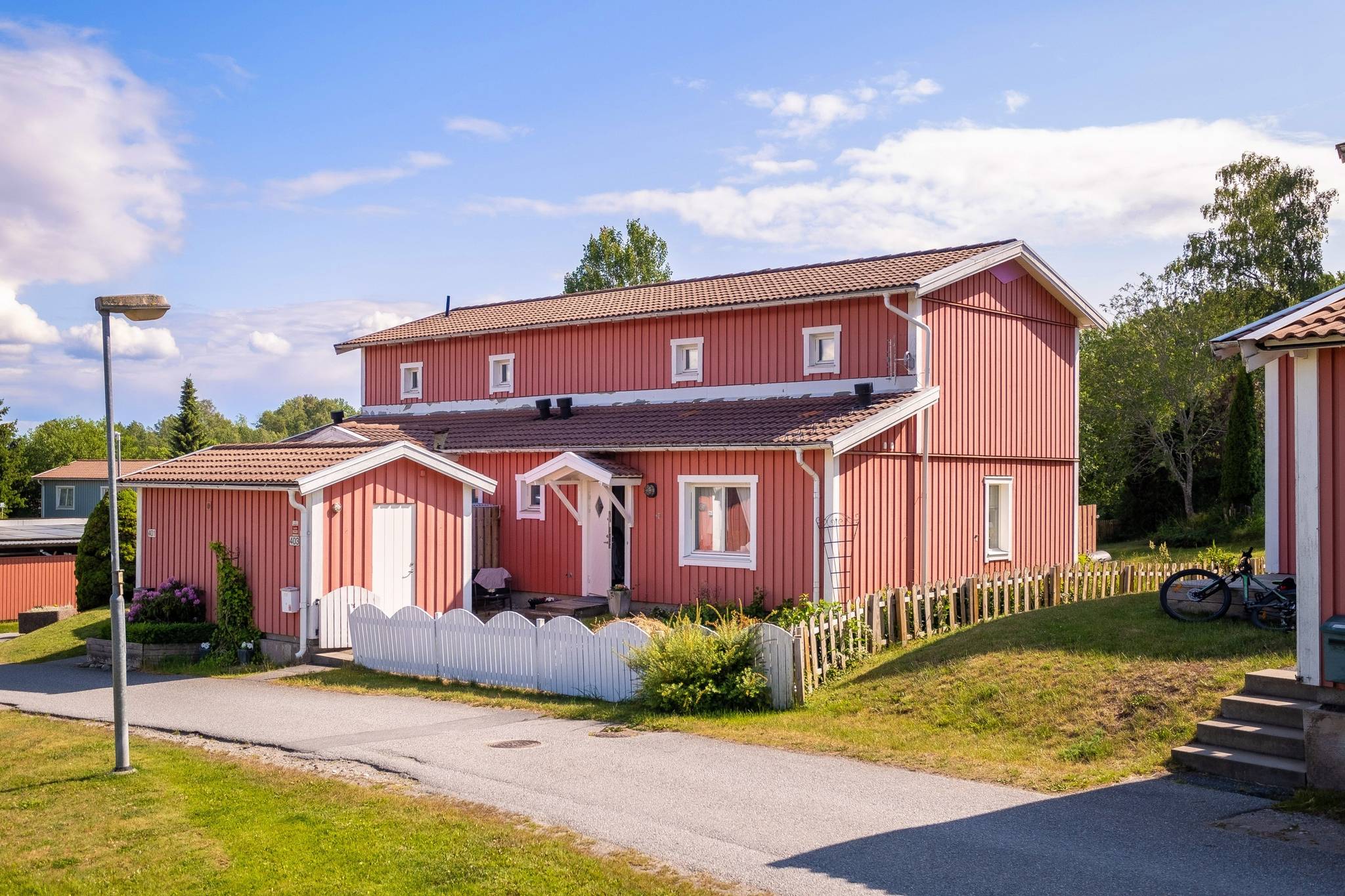 4 rum radhus på Söderströms väg 403 Färingsö Stenhamra, Ekerö kommun - bild 1