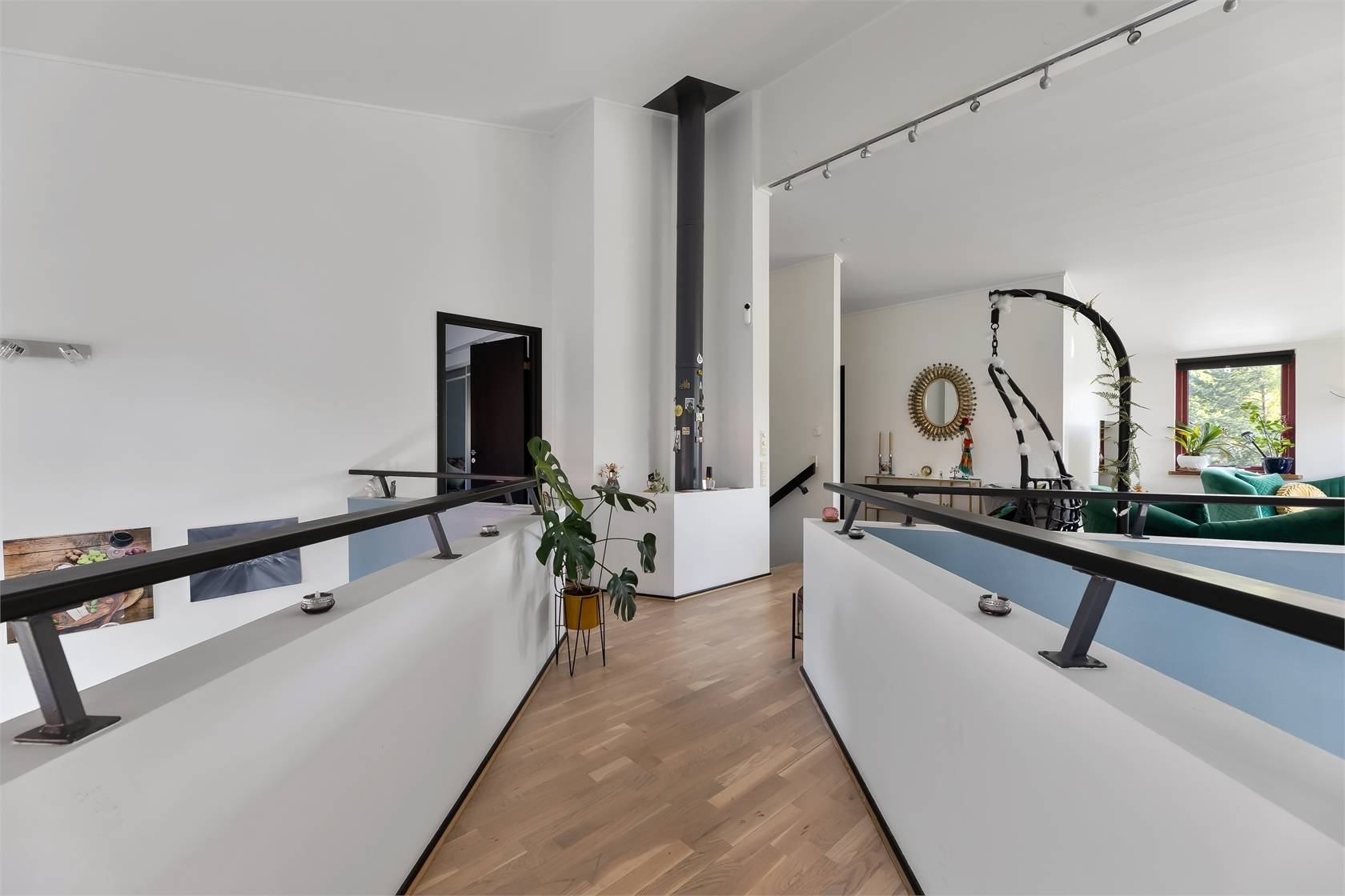 8 rum Villa på Gamla Södertäljevägen 92A Segeltorp Huddinge kommun - bild 40