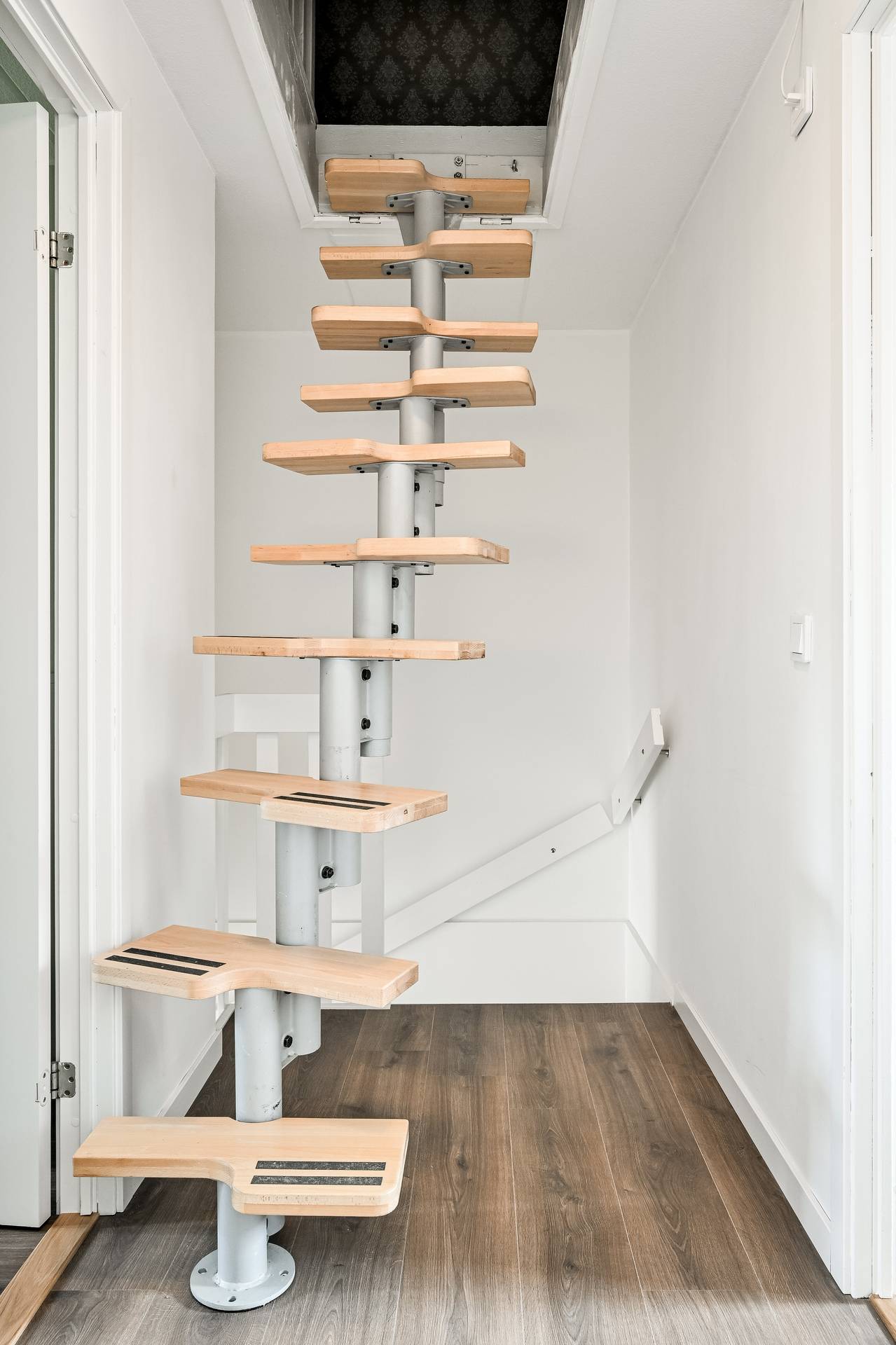 3 rum Radhus på Rapsodivägen 31 Skogås Huddinge kommun - bild 28
