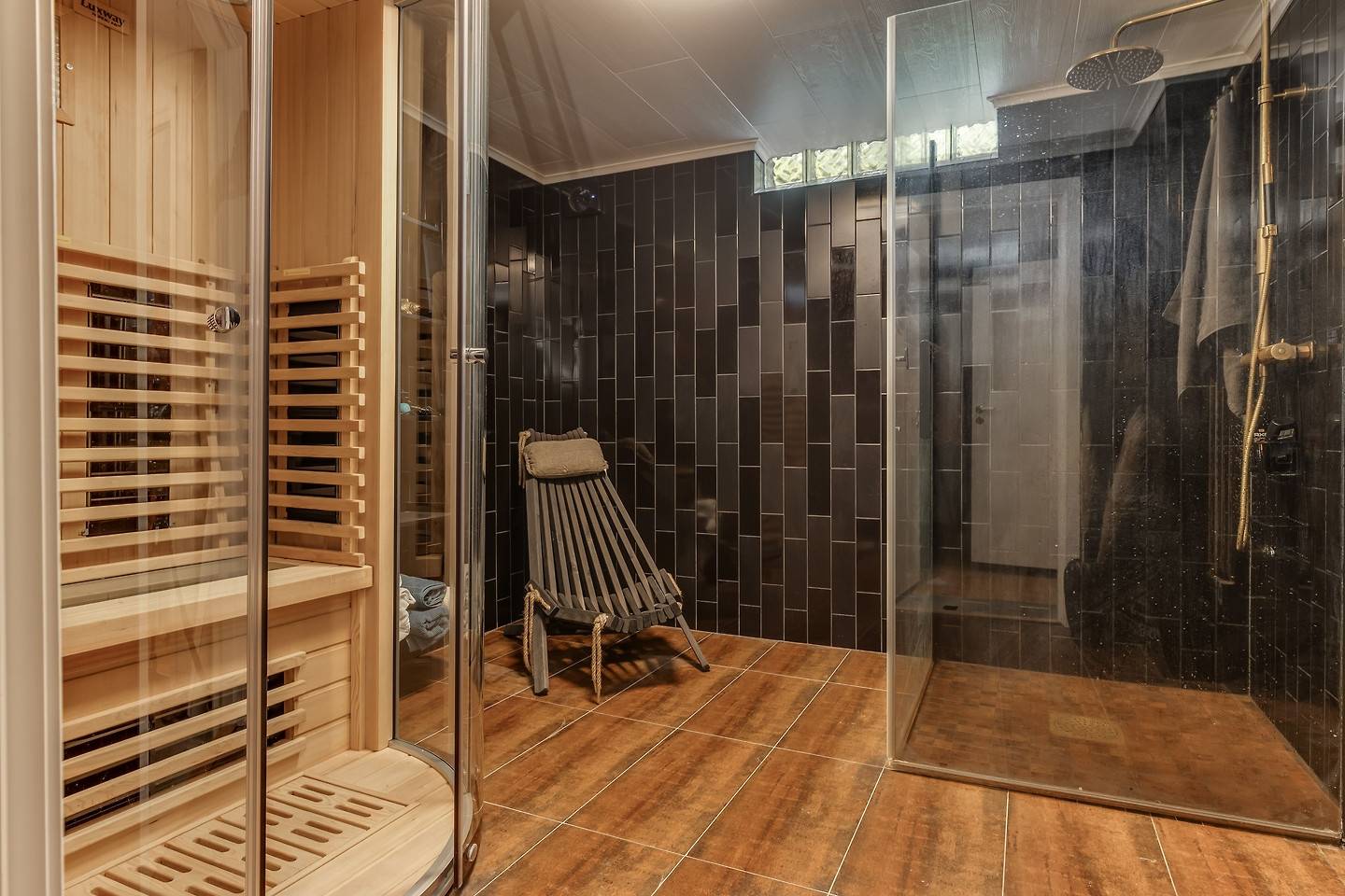 5 rum Villa på Backgatan 7 Centrum. Smedjebackens kommun - bild 30
