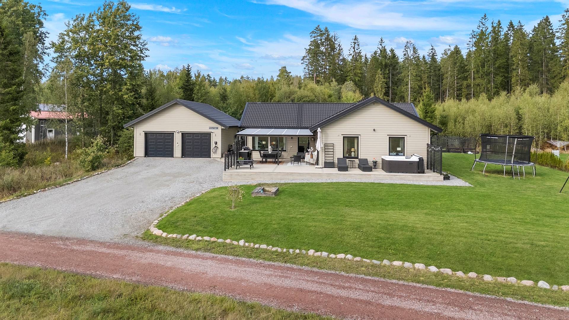 6 rum Villa på Munktorps prästgård 17 Munktorp Köpings kommun - bild 33
