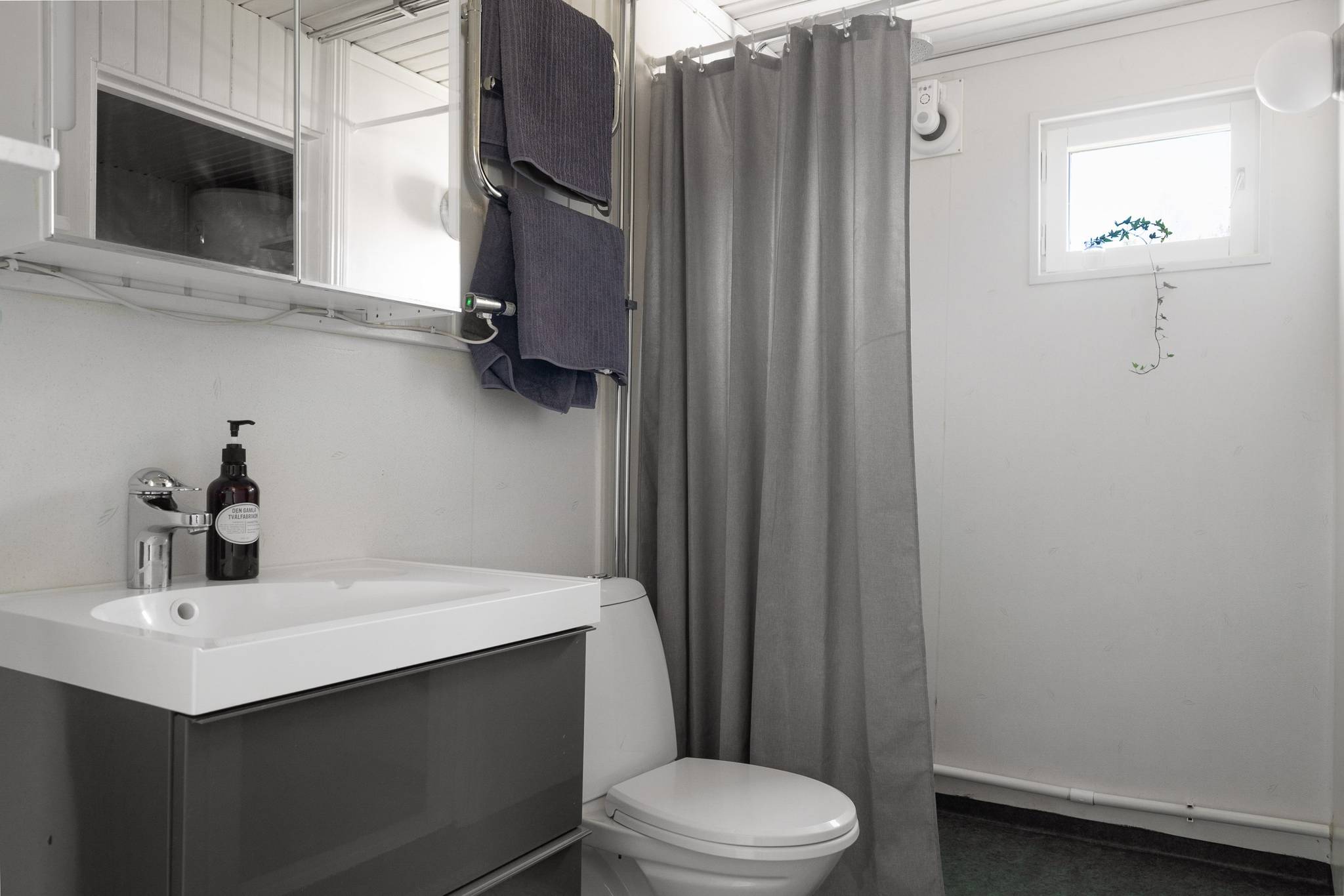 75 m² Vinterbonat fritidshus på Orionvägen 4 Hållsta Gnesta kommun - bild 14
