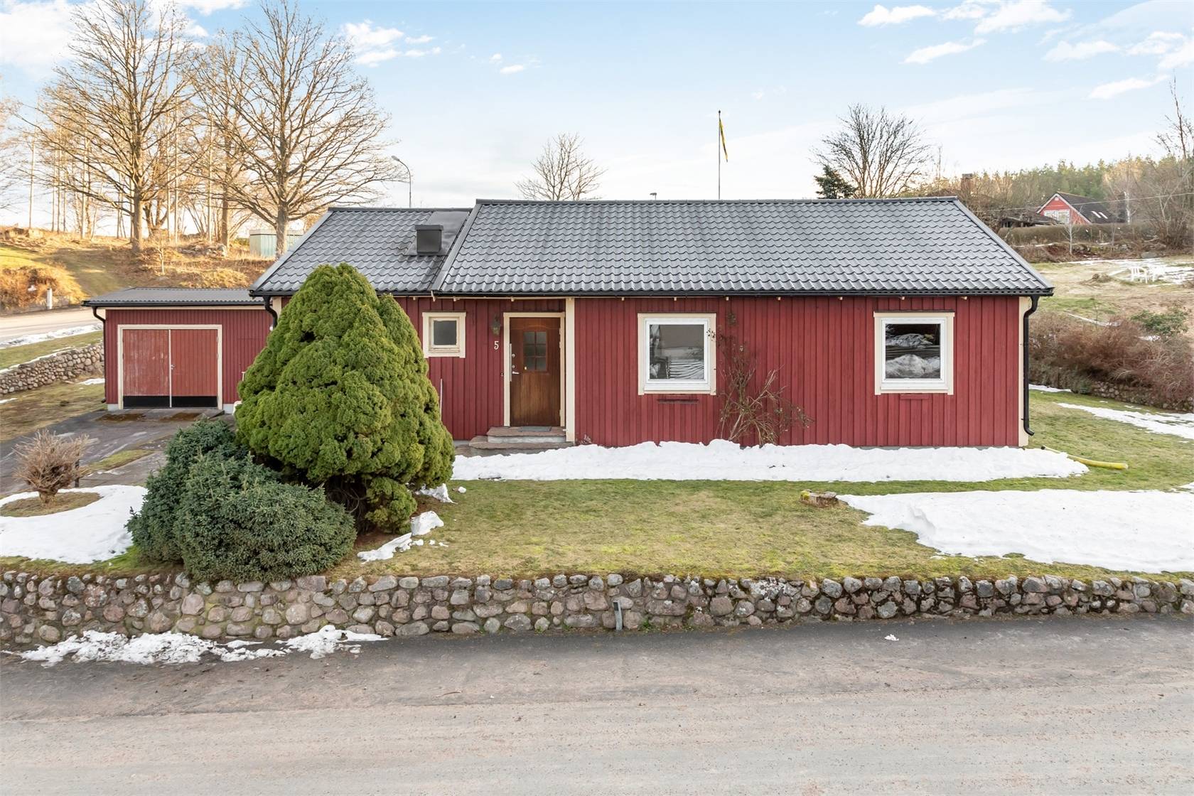 5 rum Villa på Basebovägen 5 Vena Hultsfreds kommun - bild 28