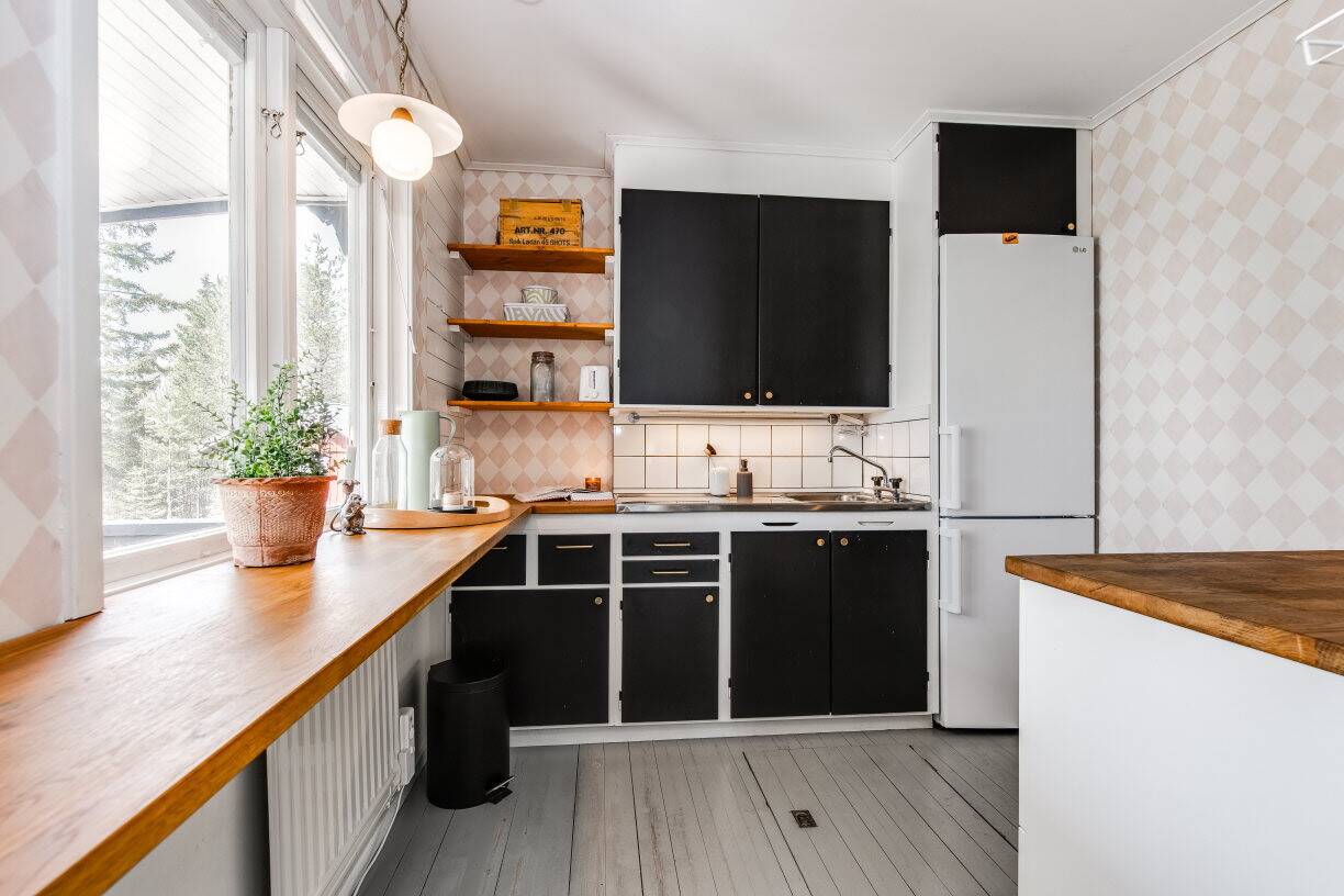 69 m² Vinterbonat fritidshus på Pultviksvägen 293 Rosvik Piteå kommun - bild 4