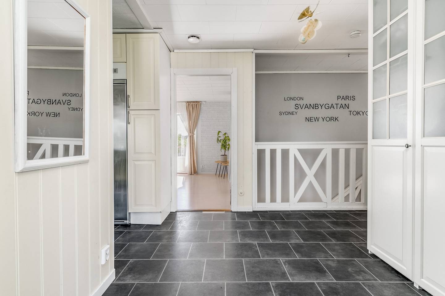 7 rum Villa på Svanbygatan 45 Tierp Tierps kommun - bild 4