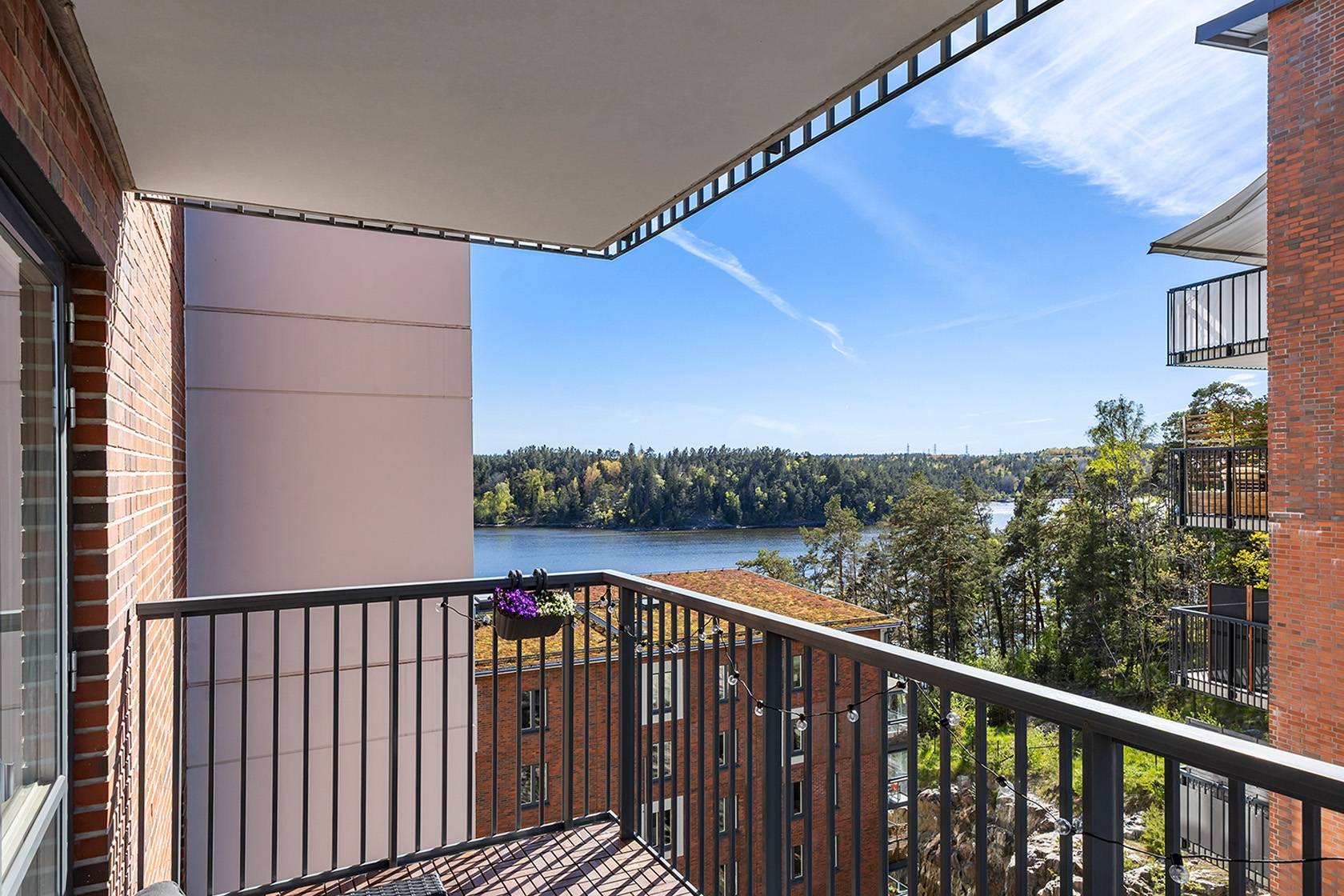 2 rum lägenhet på Tollareslingan 12 Tollare, Nacka kommun - bild 2