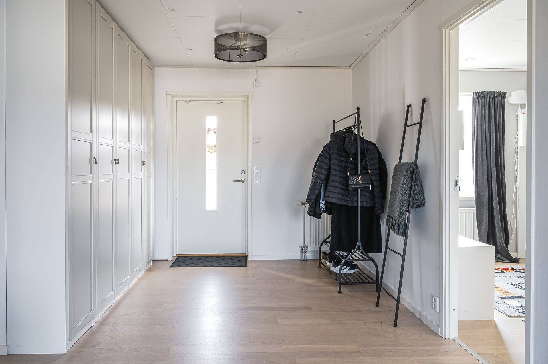 4 rum Villa på Abborrsvängen 2 Rosenberg Tidaholms kommun - bild 3