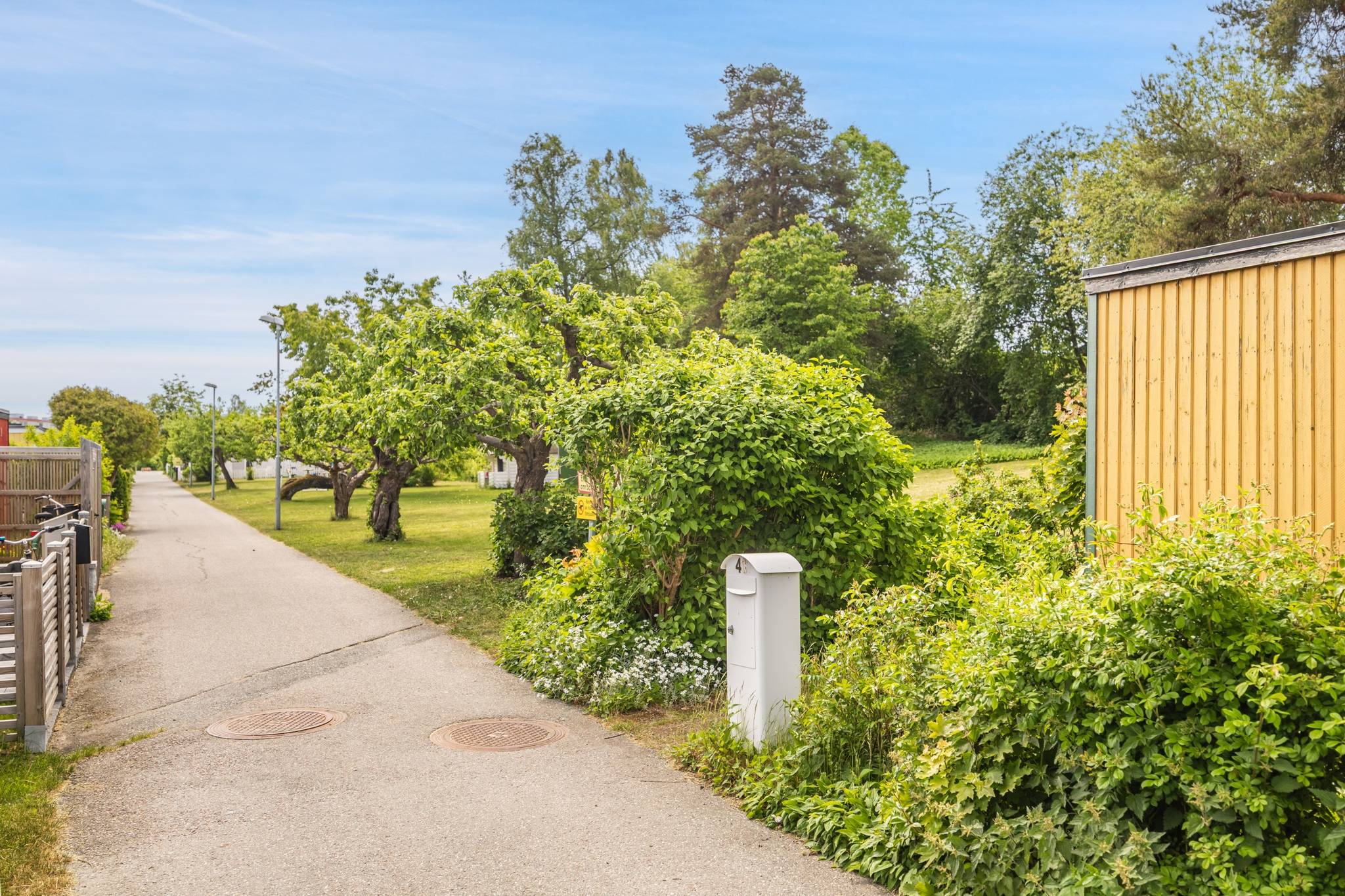 4 rum Radhus på Gribbylunds allé 40 Gribbylund Täby kommun - bild 37
