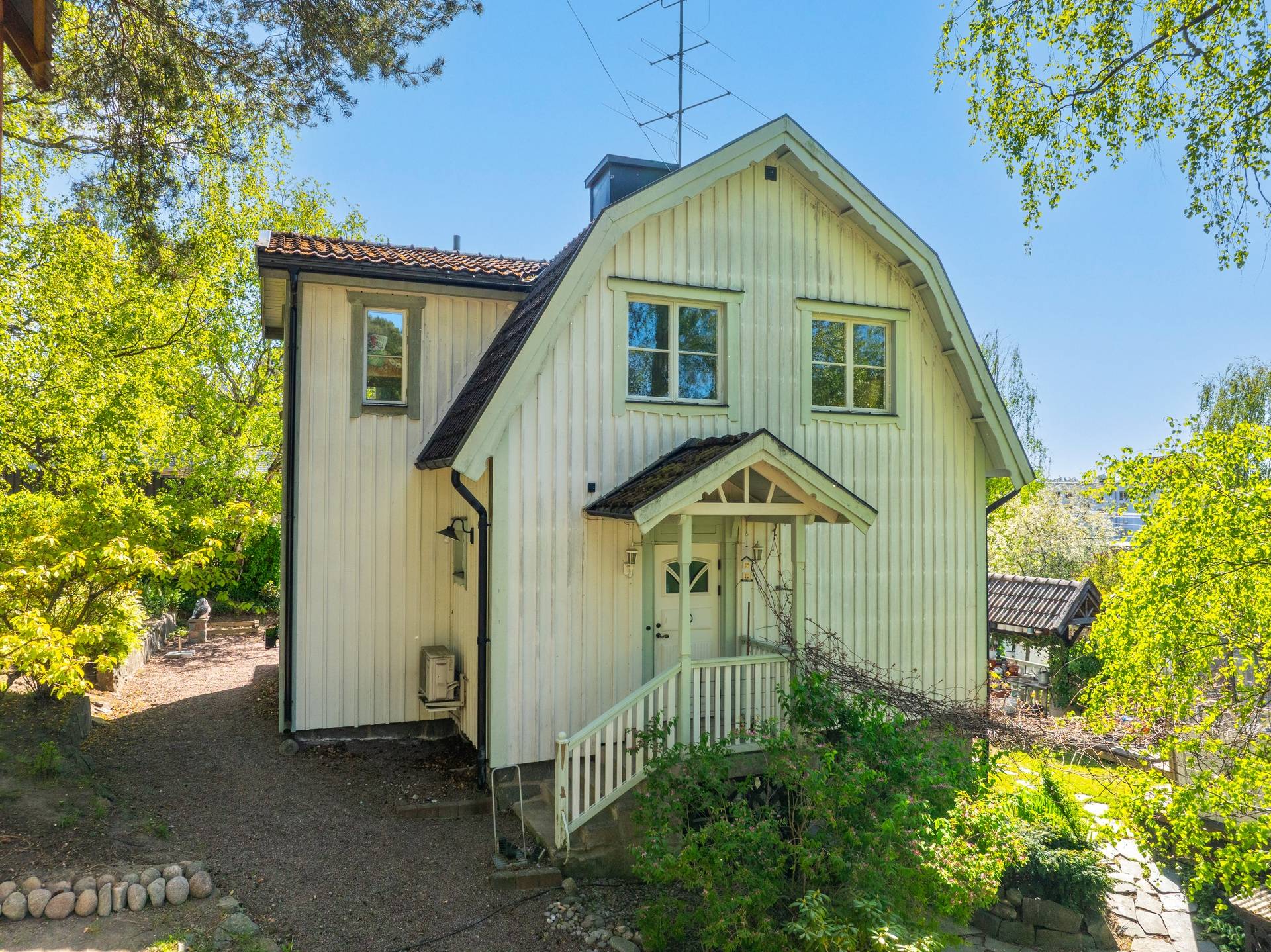 6 rum Villa på Solhemsbackarna 115 Solhöjden Stockholms kommun - bild 33