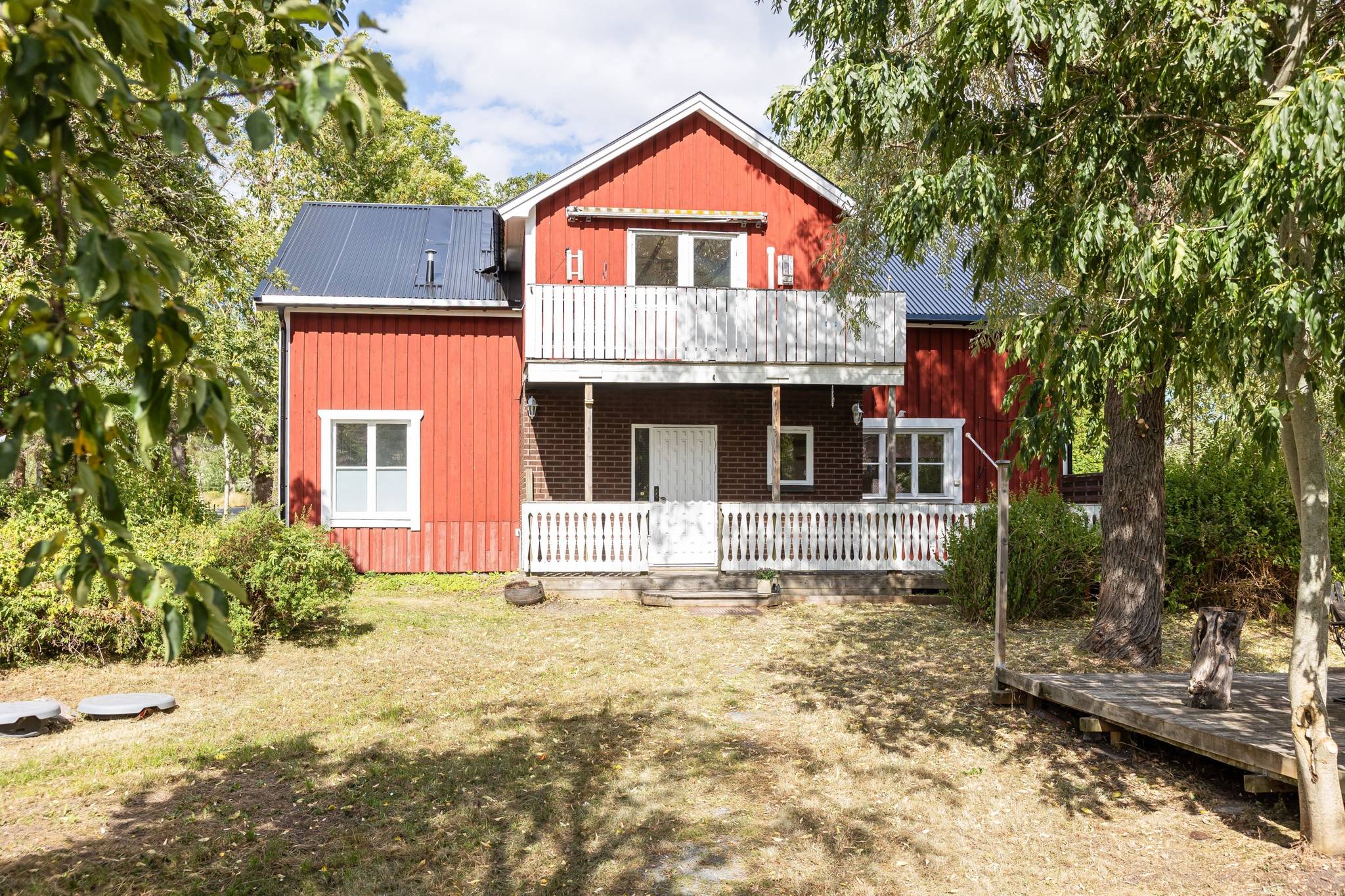 8 rum gård med jordbruk på Björnäs 413 Björnäs, Östhammars kommun - bild 1