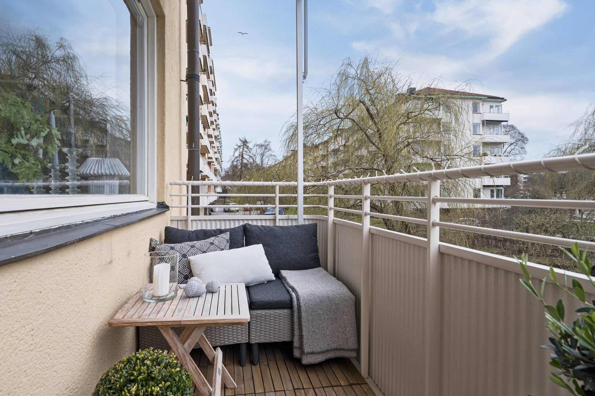 3.5 rum Lägenhet på Erik Dahlbergsgatan 56, 2 tr Gärdet / Östermalm Stockholms kommun - bild 3