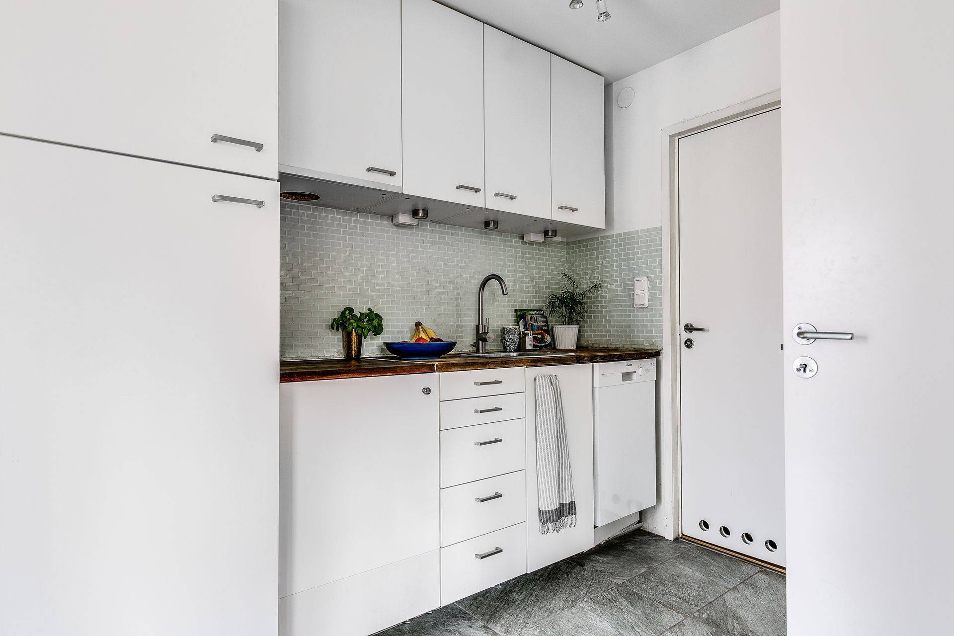 10 rum Villa på Staffansvägen 23 Stuvsta centrum Huddinge kommun - bild 78