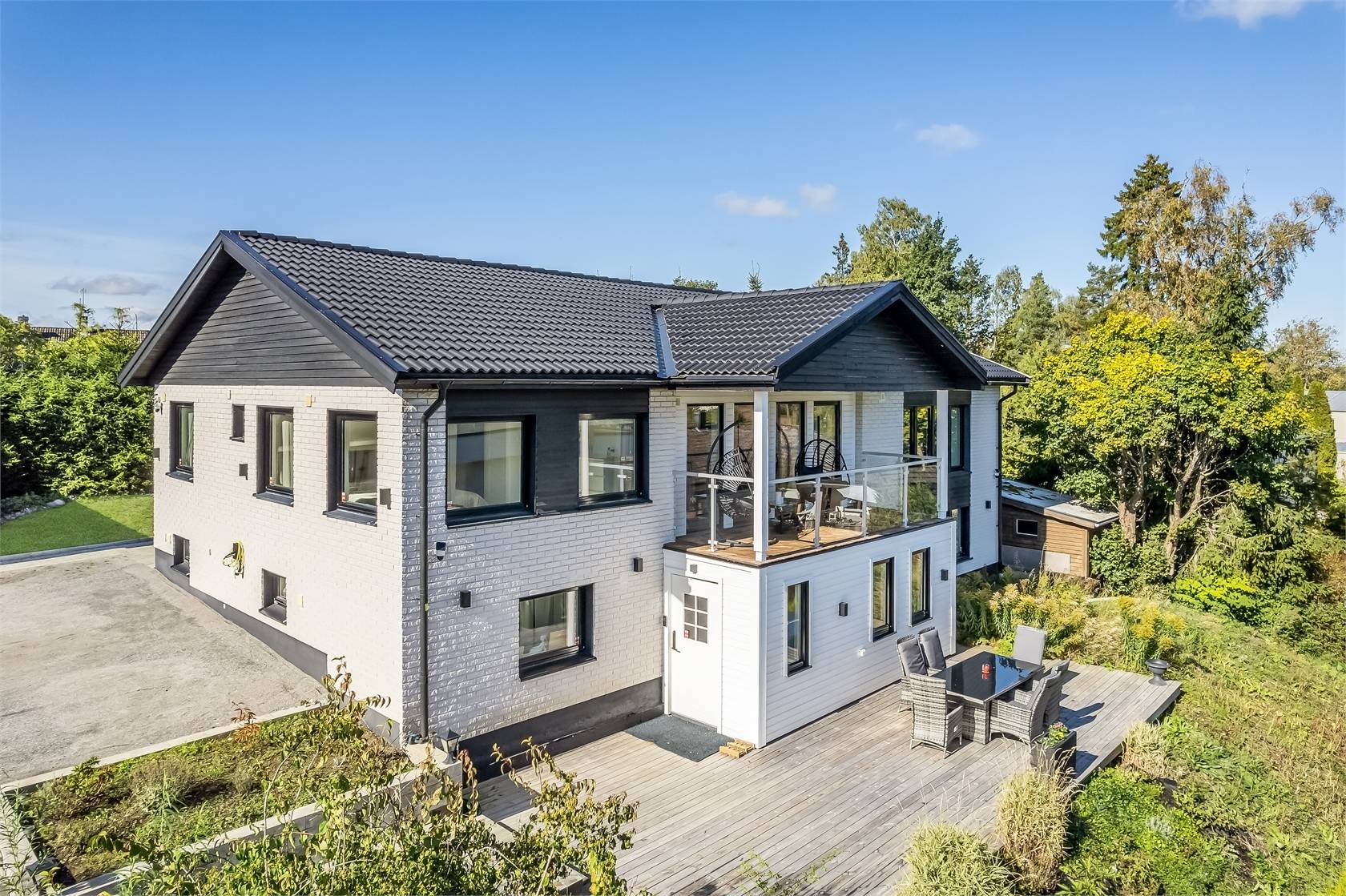 7 rum villa på Flintvägen 9A Skälby, Järfälla kommun - bild 2