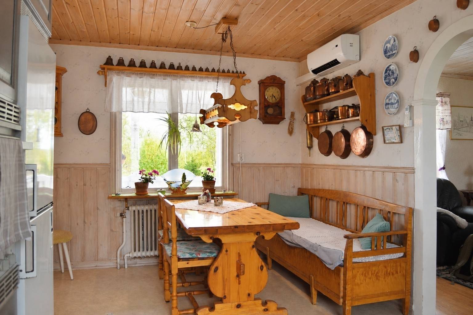 Gård med jordbruk på Kullmyran Sandvikens kommun - bild 8