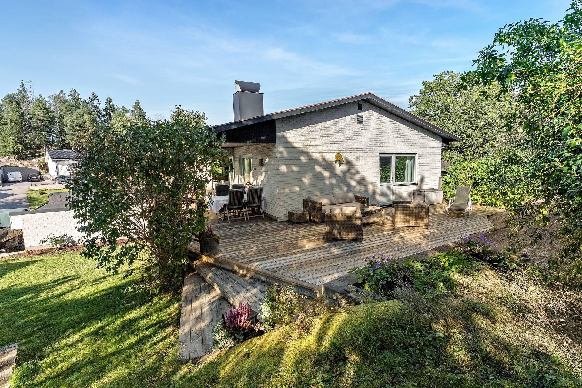 7 rum Villa på Skogsvägen 17 Fullersta Huddinge kommun - bild 2
