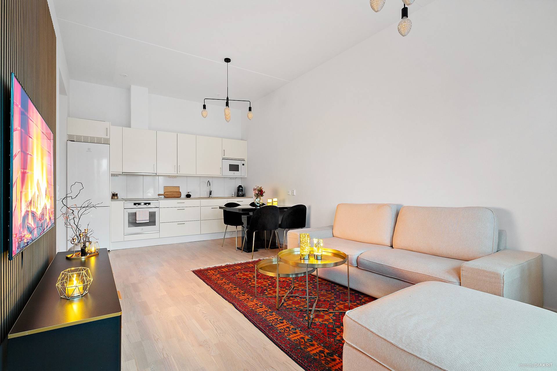 2 rum lägenhet på Åkare Engströms Väg 7 Bromstensstaden, Stockholms kommun - bild 3