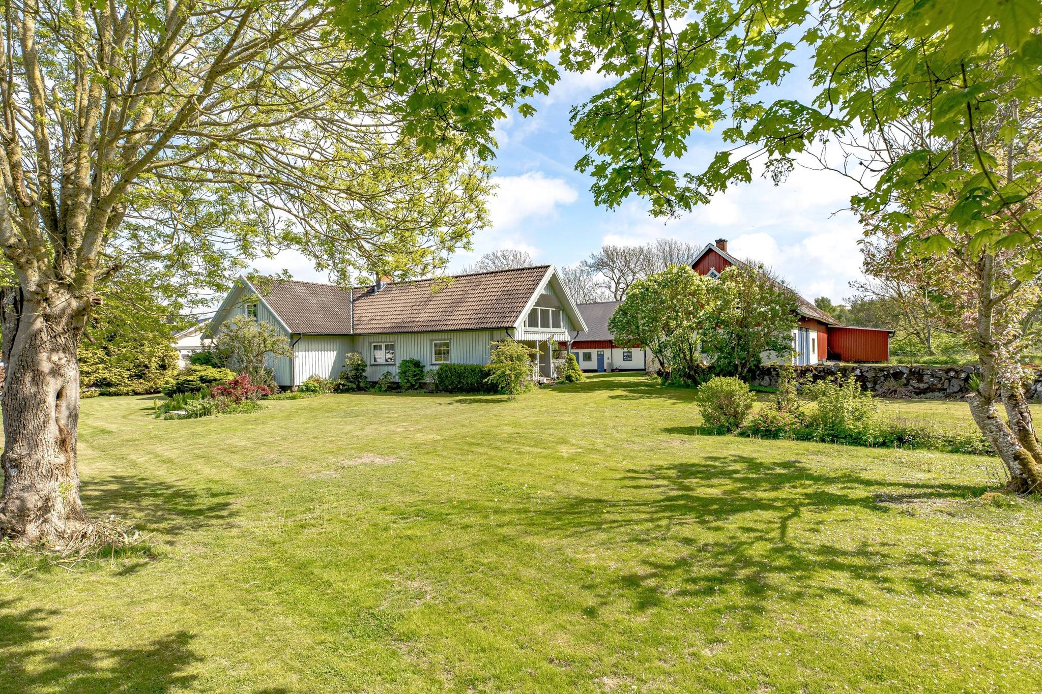 8 rum gård/skog på Morups-Ry 109 Långås, Falkenbergs kommun - bild 3