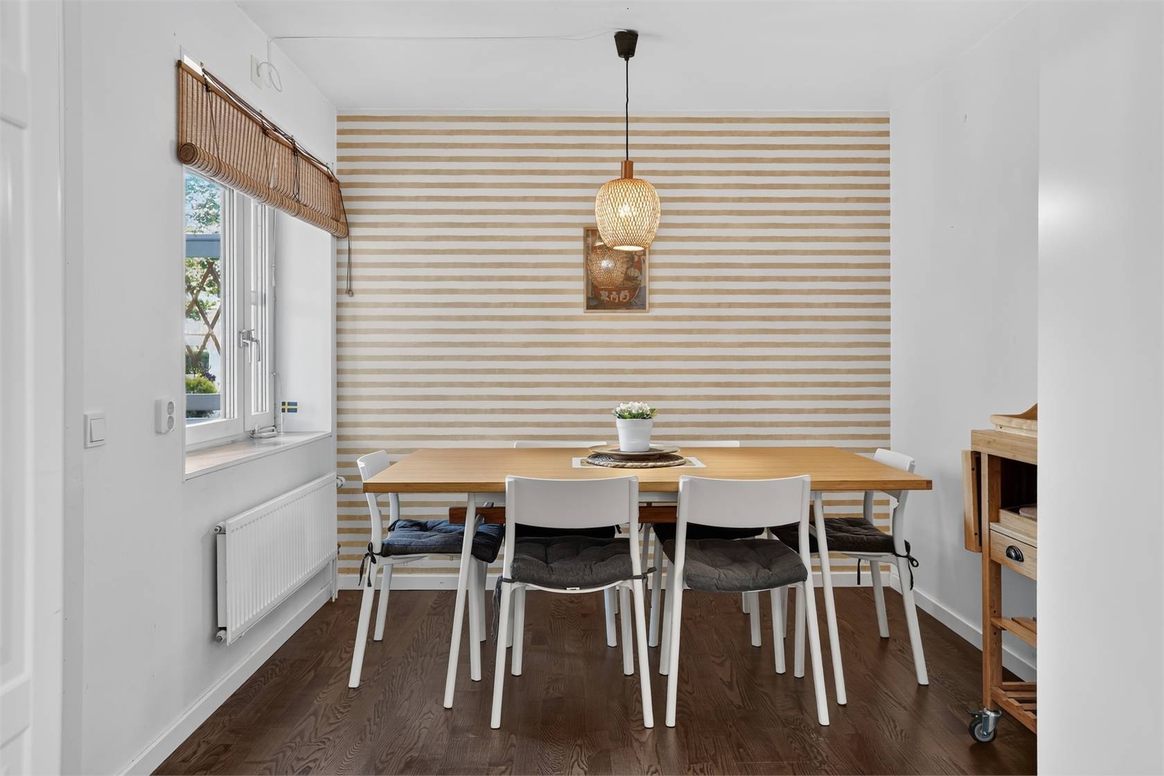 4 rum lägenhet på Almviksvägen 6 Östertälje, Södertälje kommun - bild 2