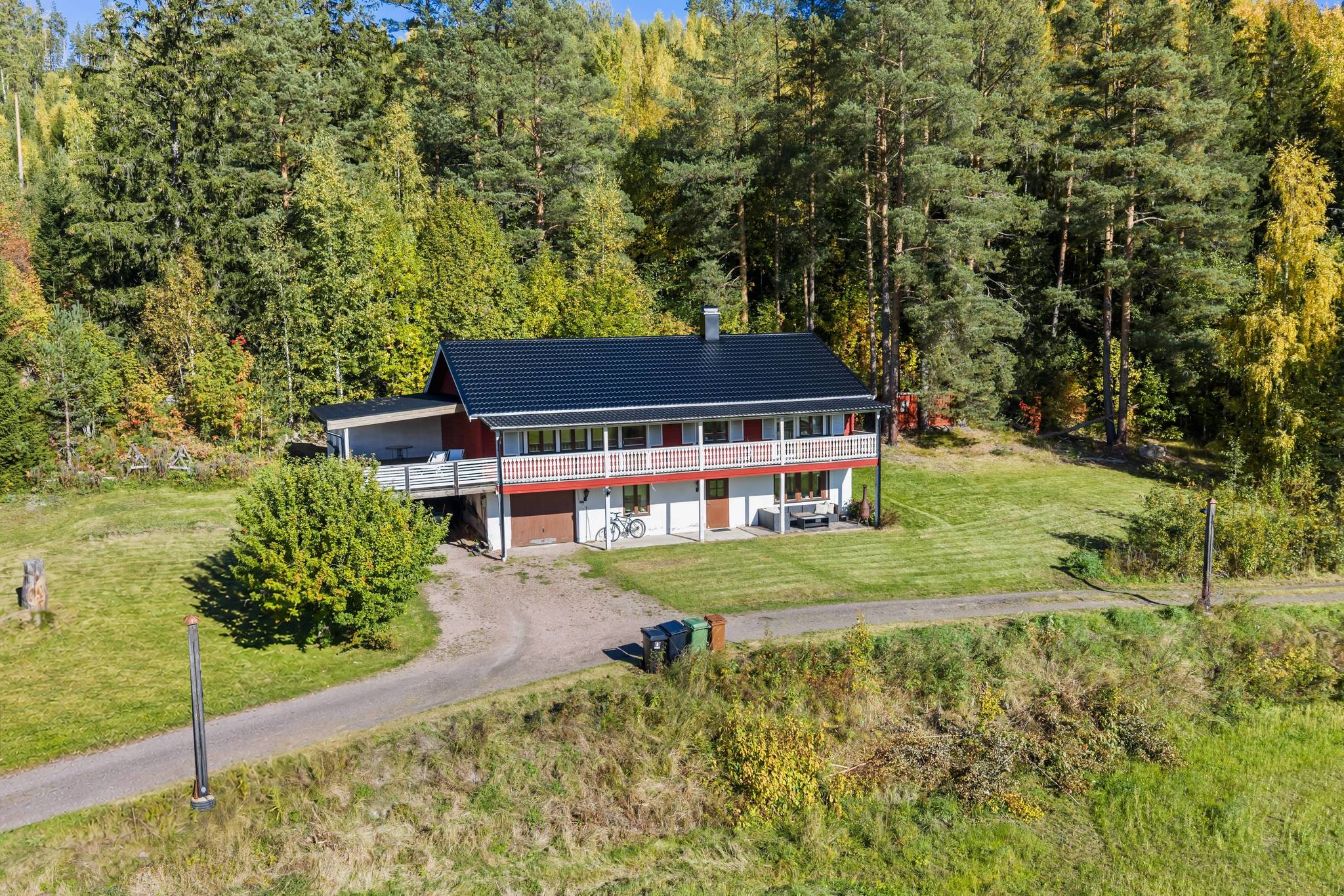 villa på Norrlindsjö 143 Lucksta, Sundsvalls kommun - bild 1