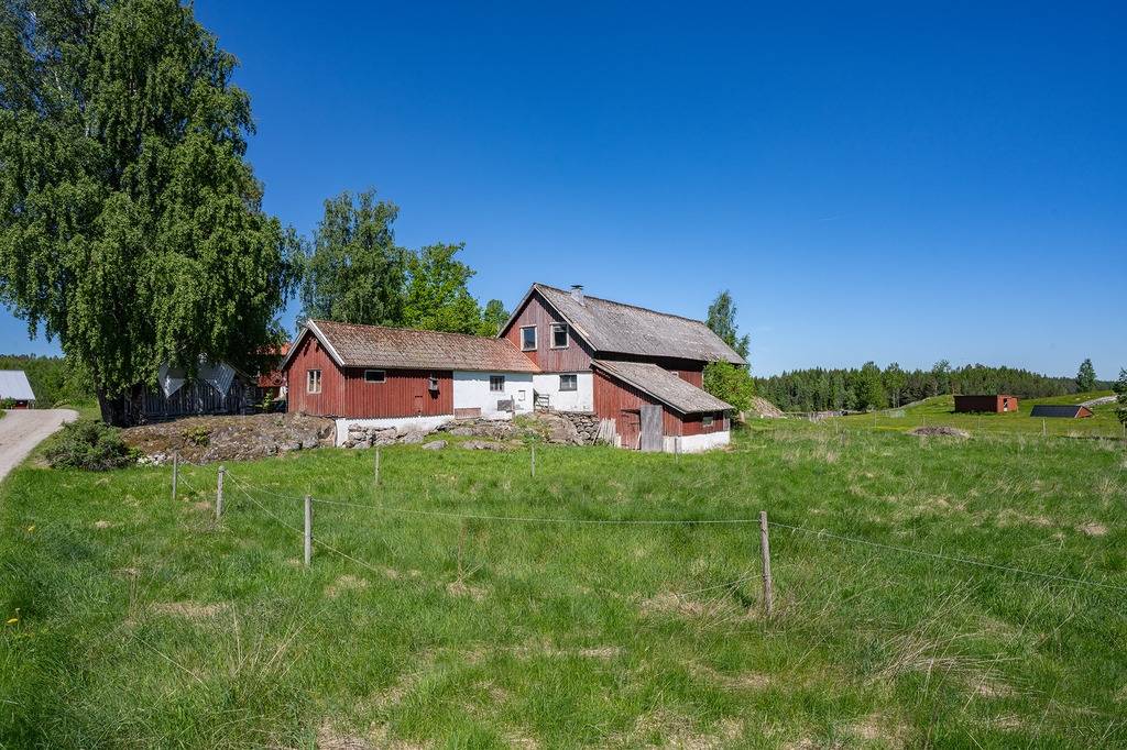 3 rum Gård med jordbruk på Äspenäs 17 Ärtemark Bengtsfors kommun - bild 10