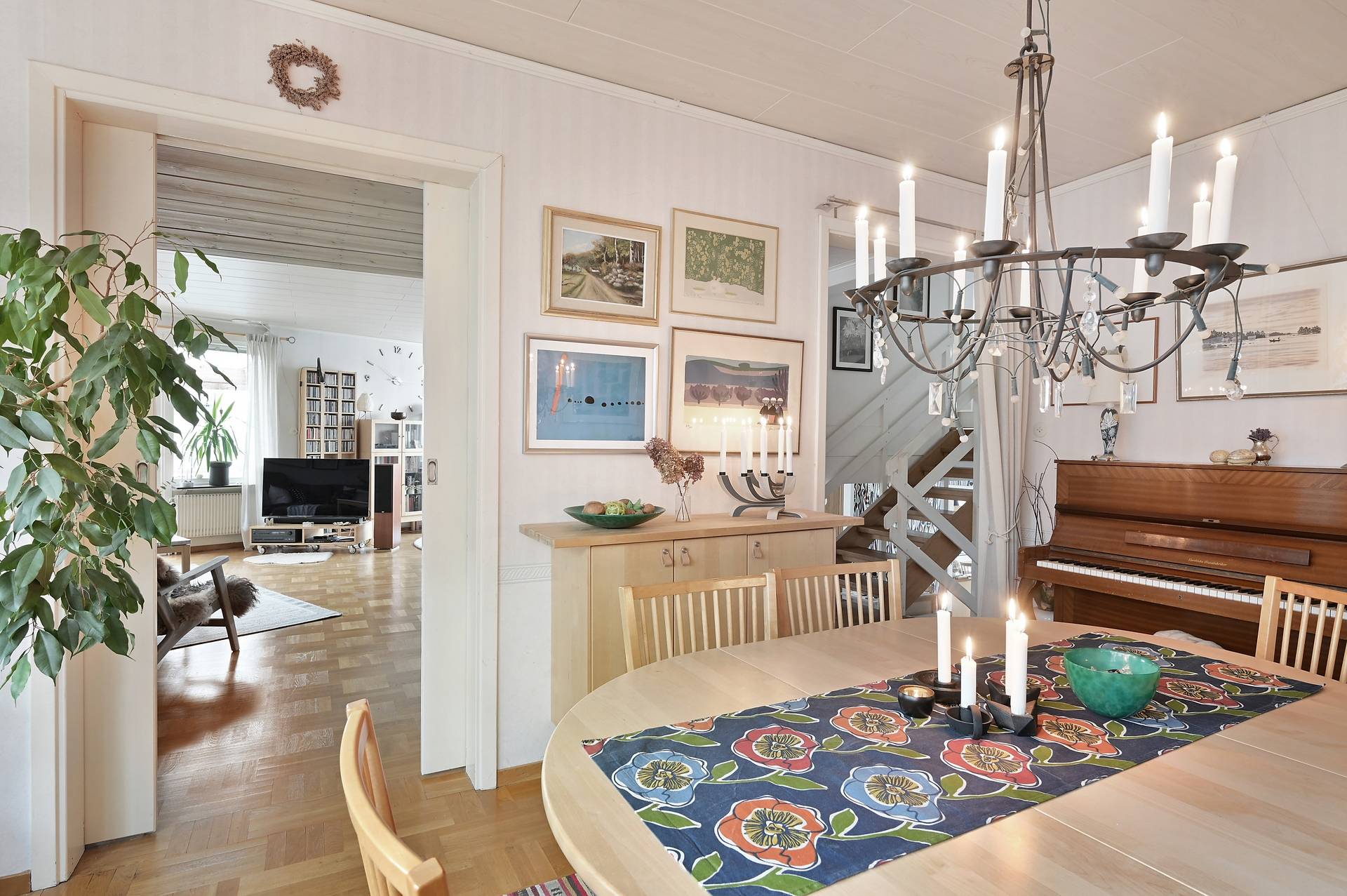 7 rum Villa på Täbylundsvägen 32 Nälsta Stockholms kommun - bild 22
