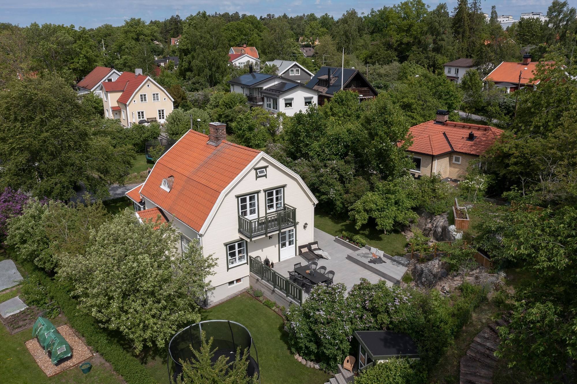 7 rum Villa på Bondgårdsvägen 4 Stuvsta Segersminne Huddinge kommun - bild 74