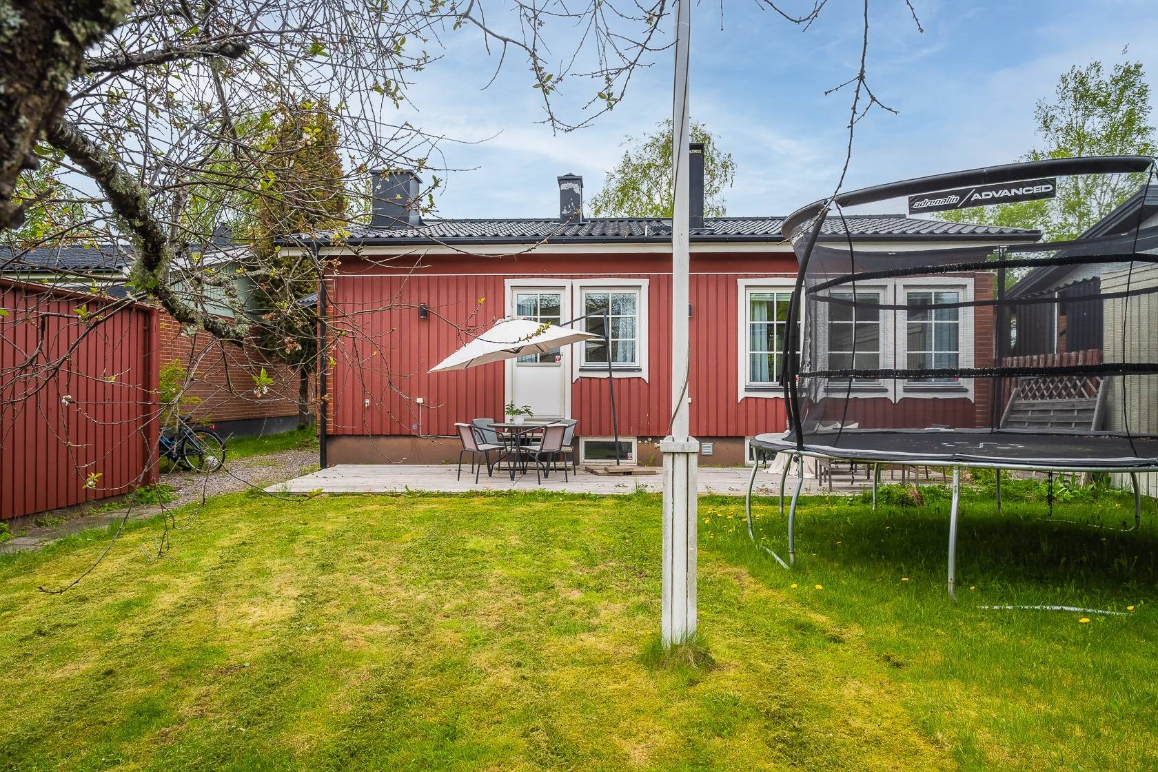 7 rum villa på Offervägen 28 Bålsta - Eneby, Håbo kommun - bild 2