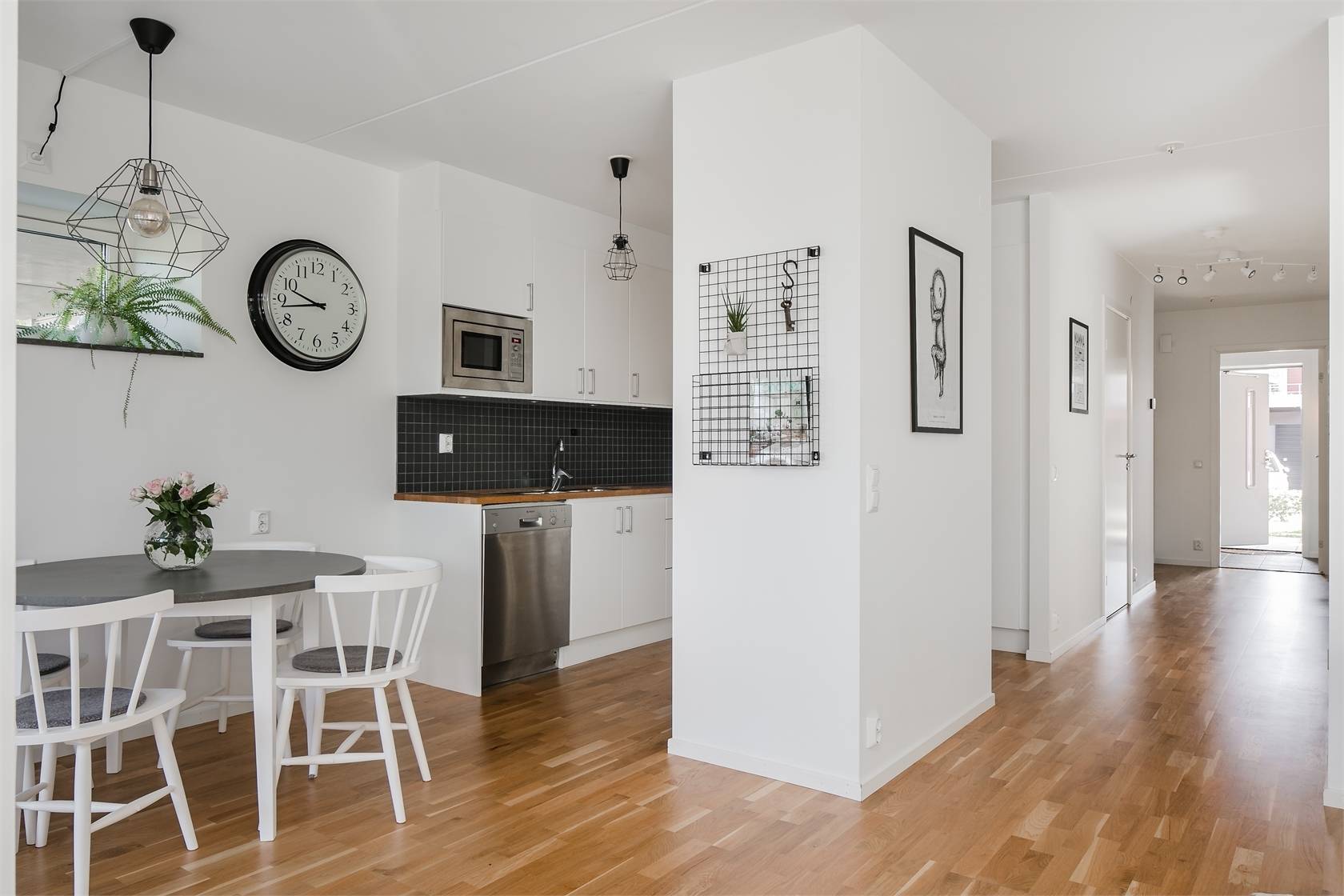 3 rum Lägenhet på Regnbågsvägen 6B Lidköping Norr Lidköpings kommun - bild 13