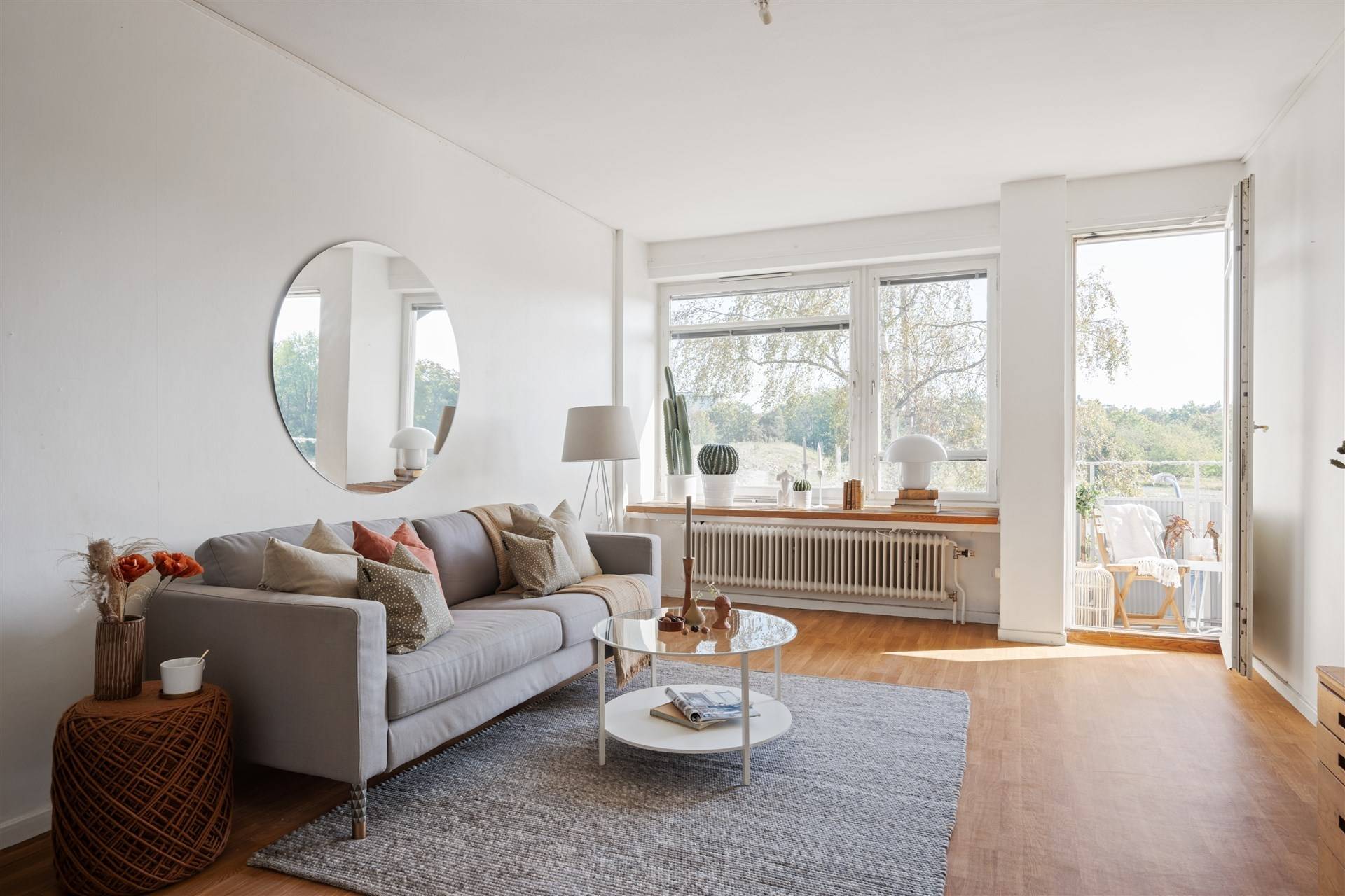 2 rum Lägenhet på Bergsrådsvägen 42 Bagarmossen Stockholms kommun - bild 2