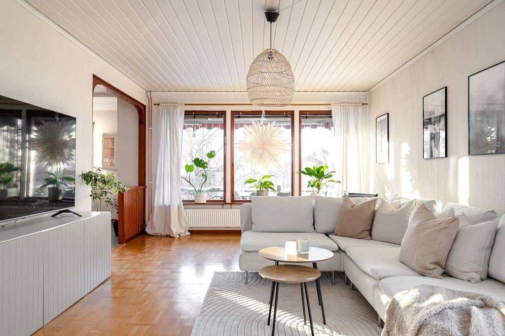 7 rum Villa på Dolomitvägen 5 Paradiset, Fagersta Fagersta kommun - bild 2