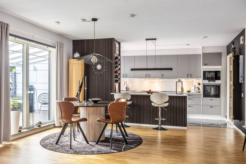 3 rum Radhus på Bullerbygatan 84 Gyllins Trädgård - Husie Malmö kommun - bild 2