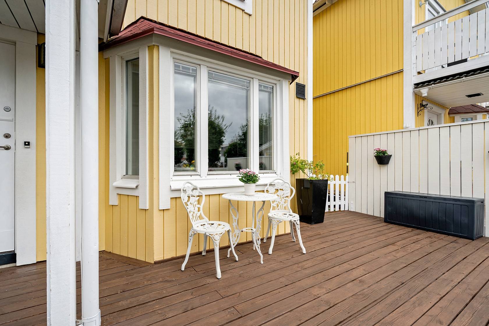 5 rum Radhus på Ullvidevägen 165 Vällingby - Vinsta Stockholms kommun - bild 2