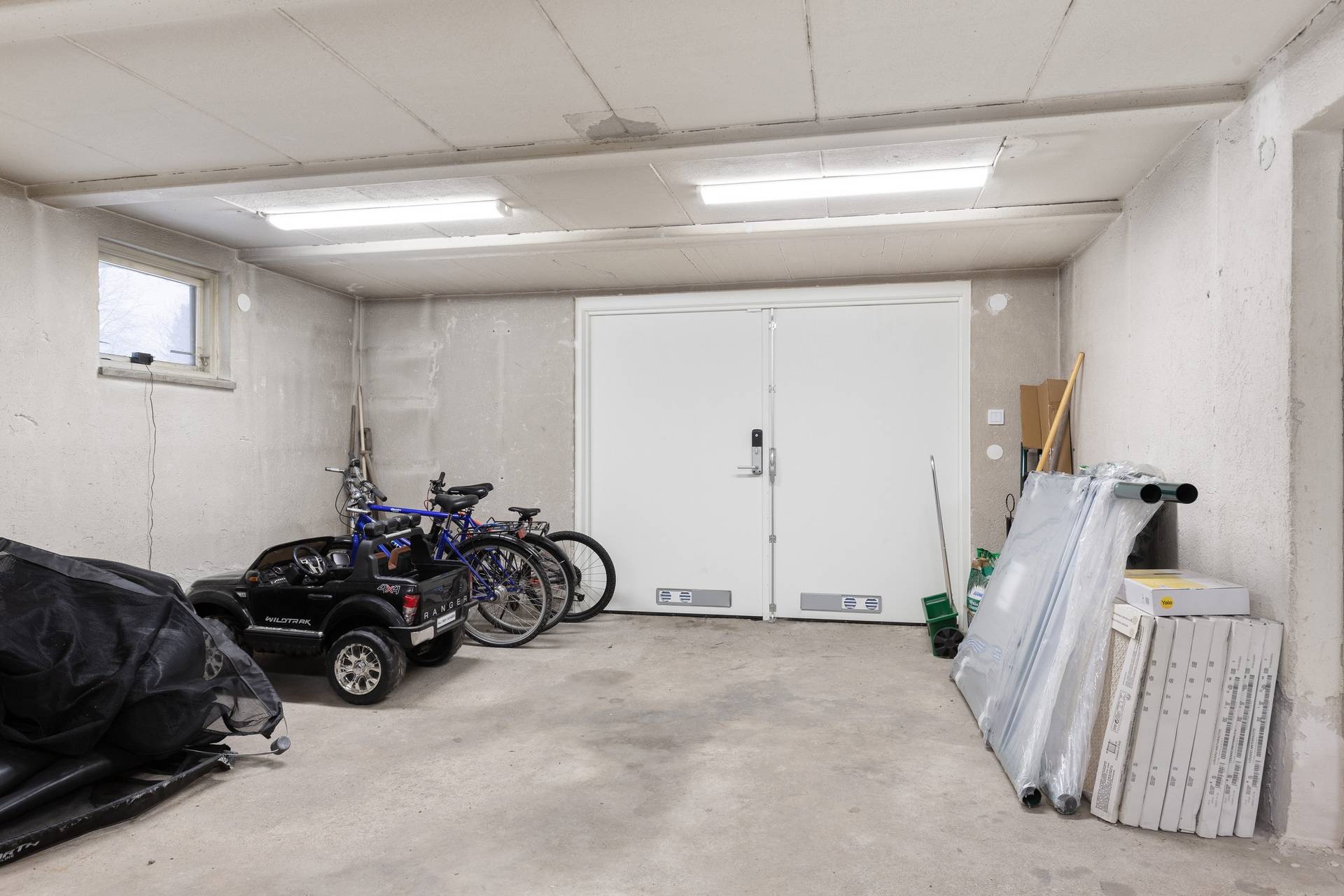 8 rum Radhus på Gideon Hydéns väg 20 Kvarnbergsplan Huddinge kommun - bild 31