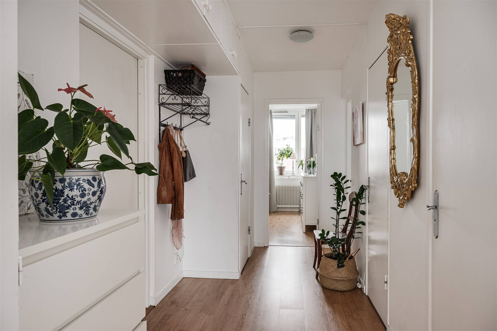 3 rum Lägenhet på Riddargatan 3a Nedre Haga Sundsvalls kommun - bild 2