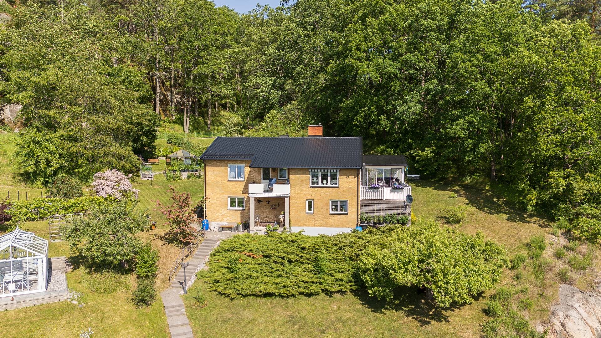 5 rum Villa på Loftagatan 19 Gamleby Västerviks kommun - bild 2
